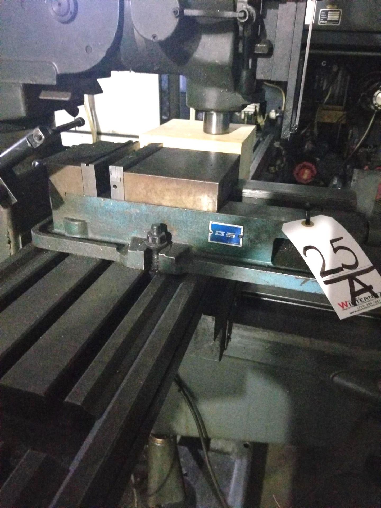 GS 6 IN. MACHINE VISE - Image 3 of 3