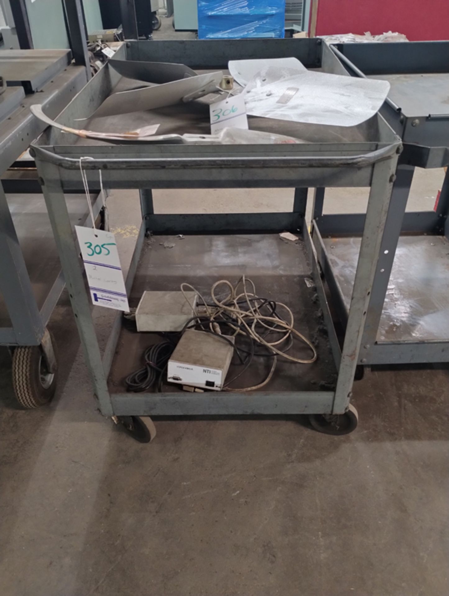 2 METAL CARTS - Image 2 of 6