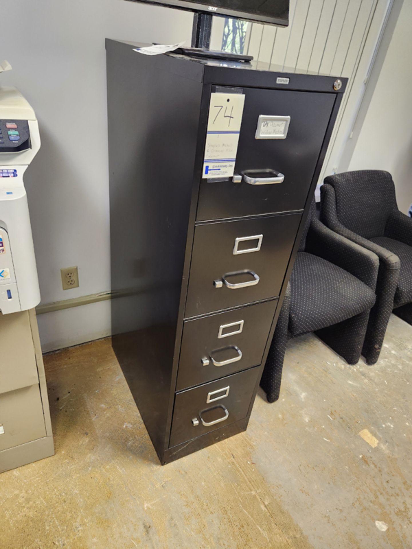 STAPLES METAL 4 DRAWER FILE CABINET