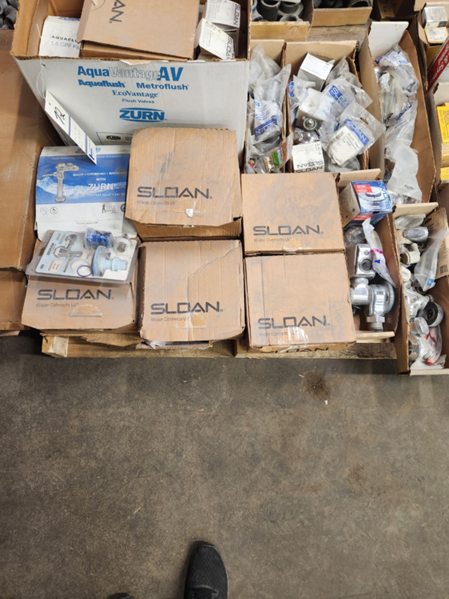SKID OF ASSORTED SLOAN AND ZURN PRODUCTS
