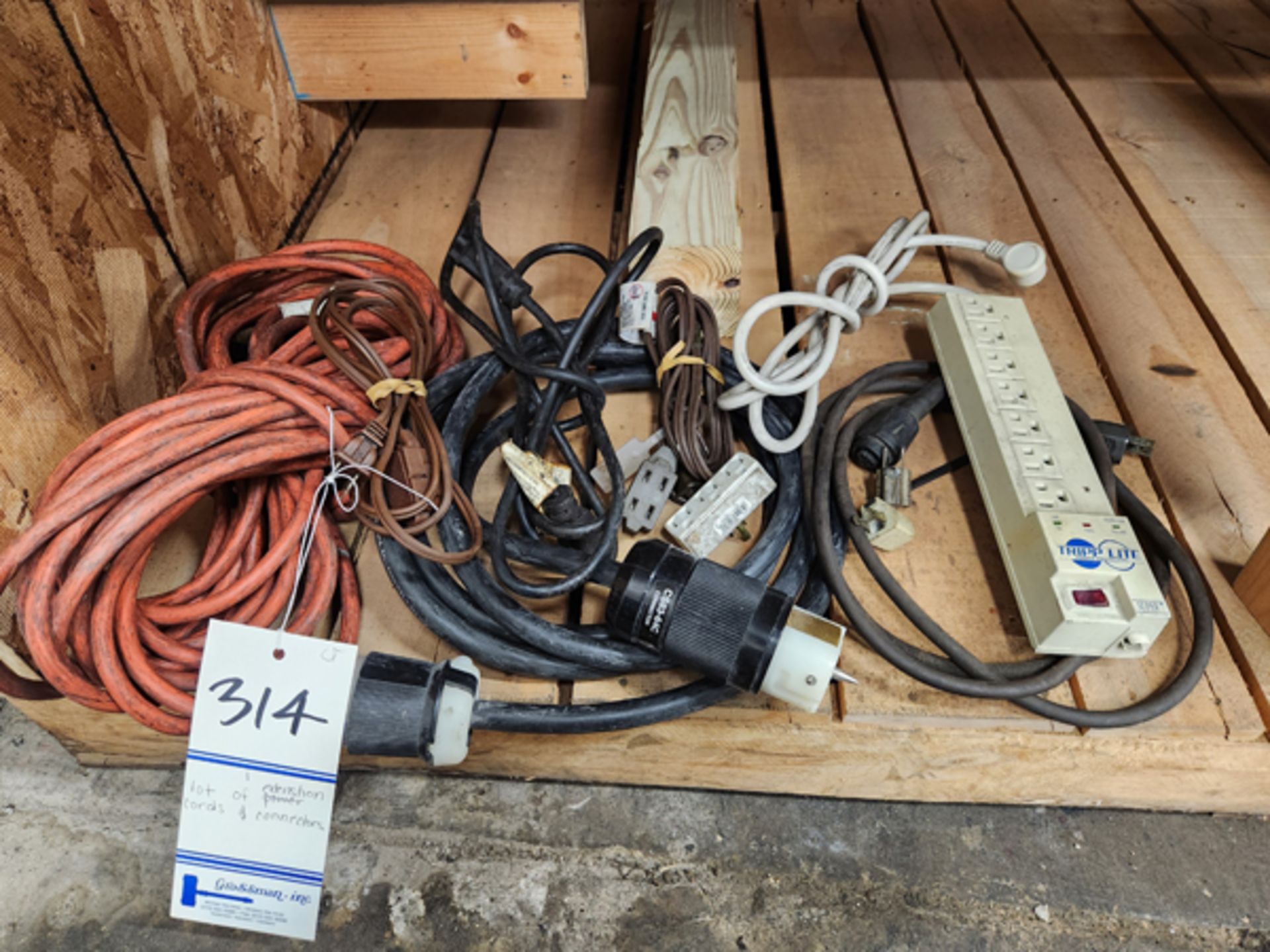LOT OF EXTENSION CORDS AND CONNECTORS