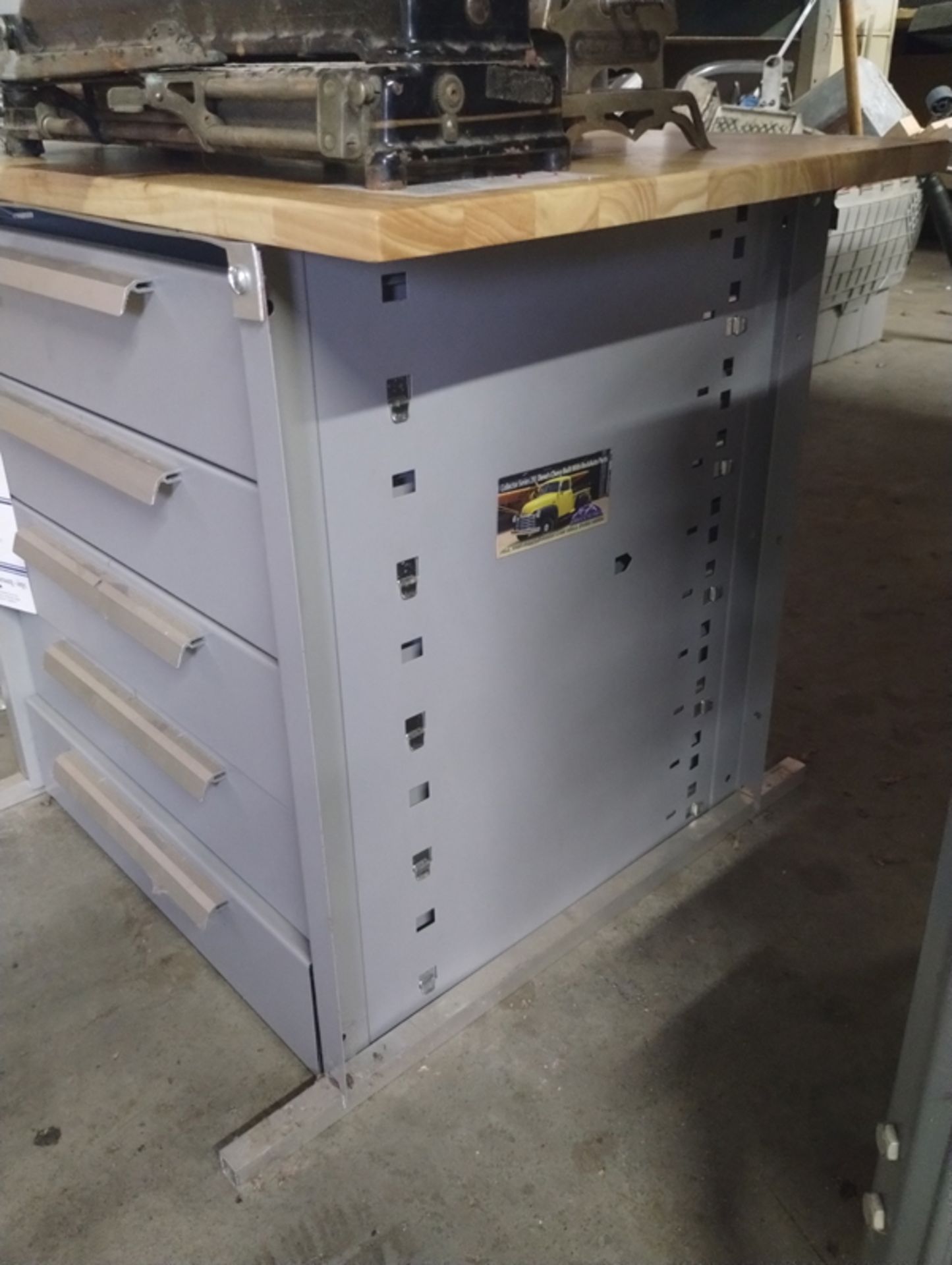 HUSKY TOOL CABINET TOP - Image 4 of 4