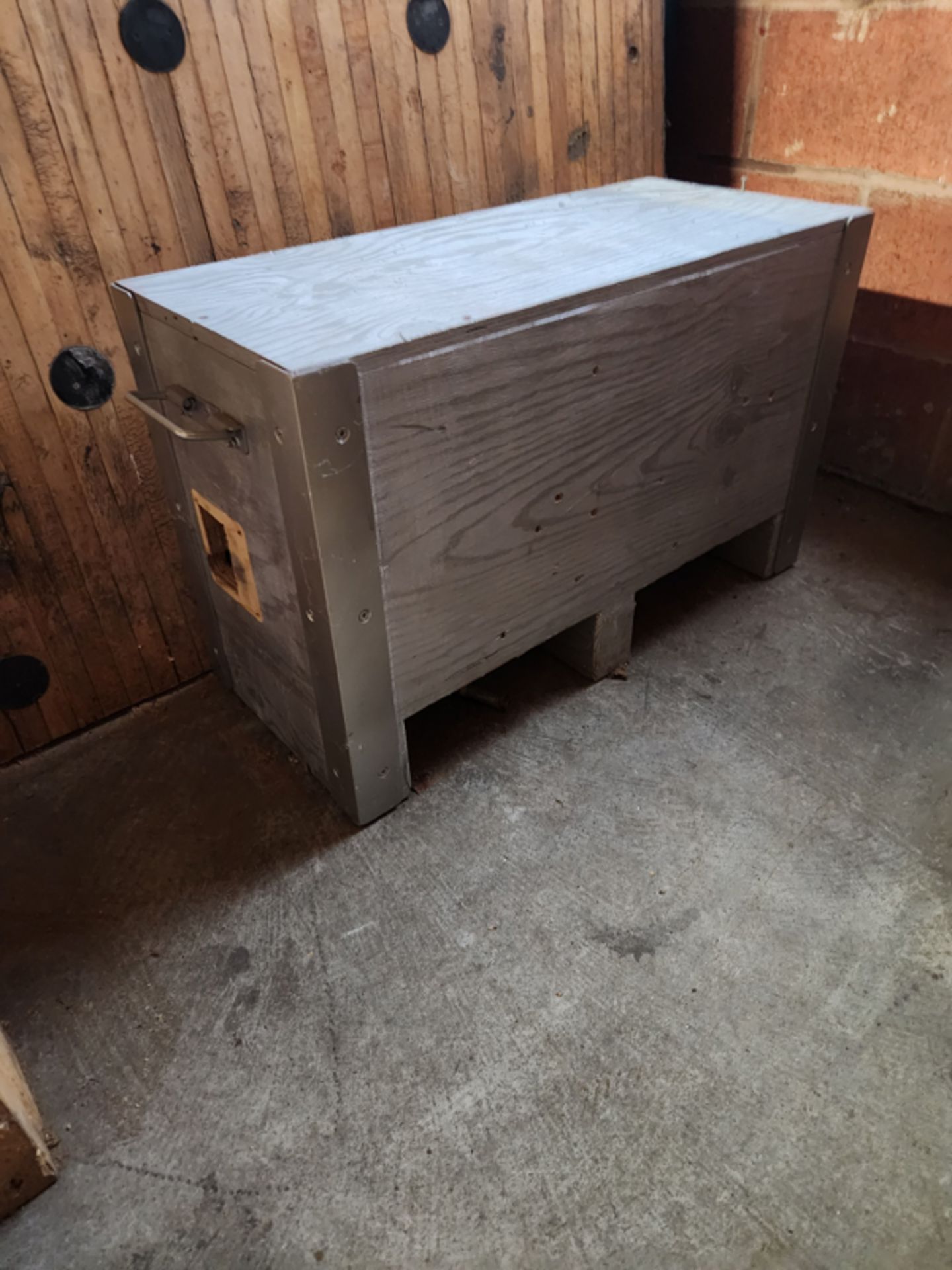 BOWLING LANE AND SHIPPING CRATE - Image 3 of 3