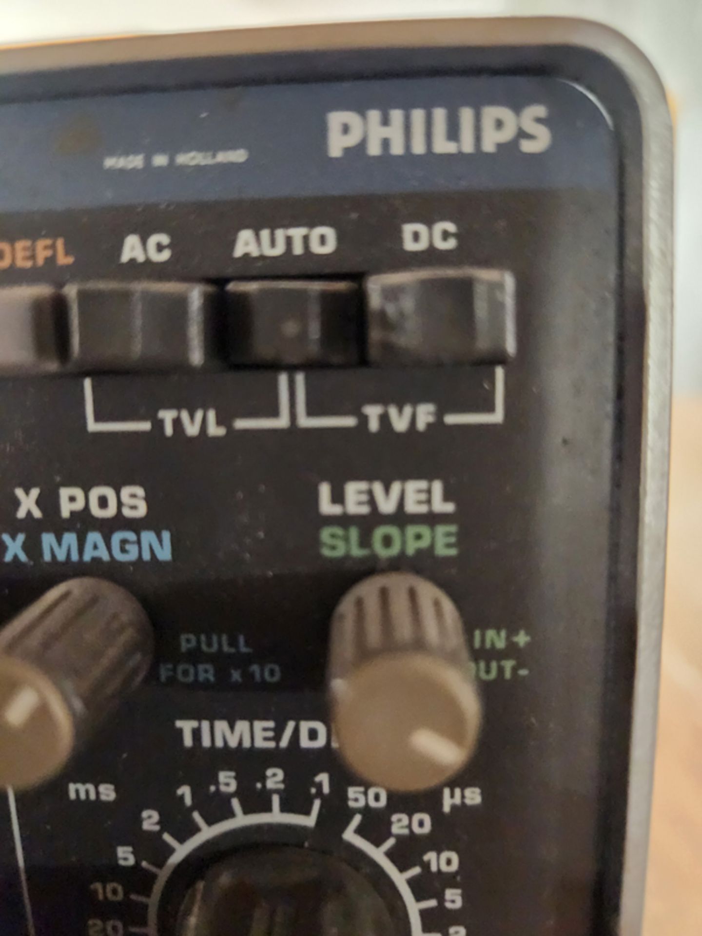 PHILLIPS OSCILLOSCOPE MODEL PM3214 - Image 4 of 7