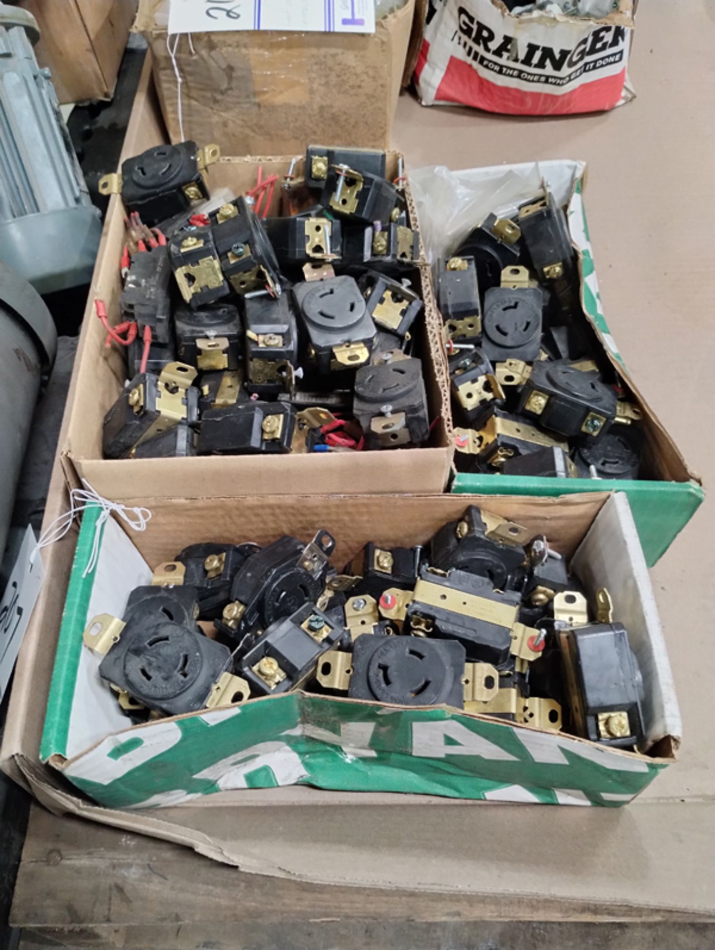 LOT OF RECEPTACLES