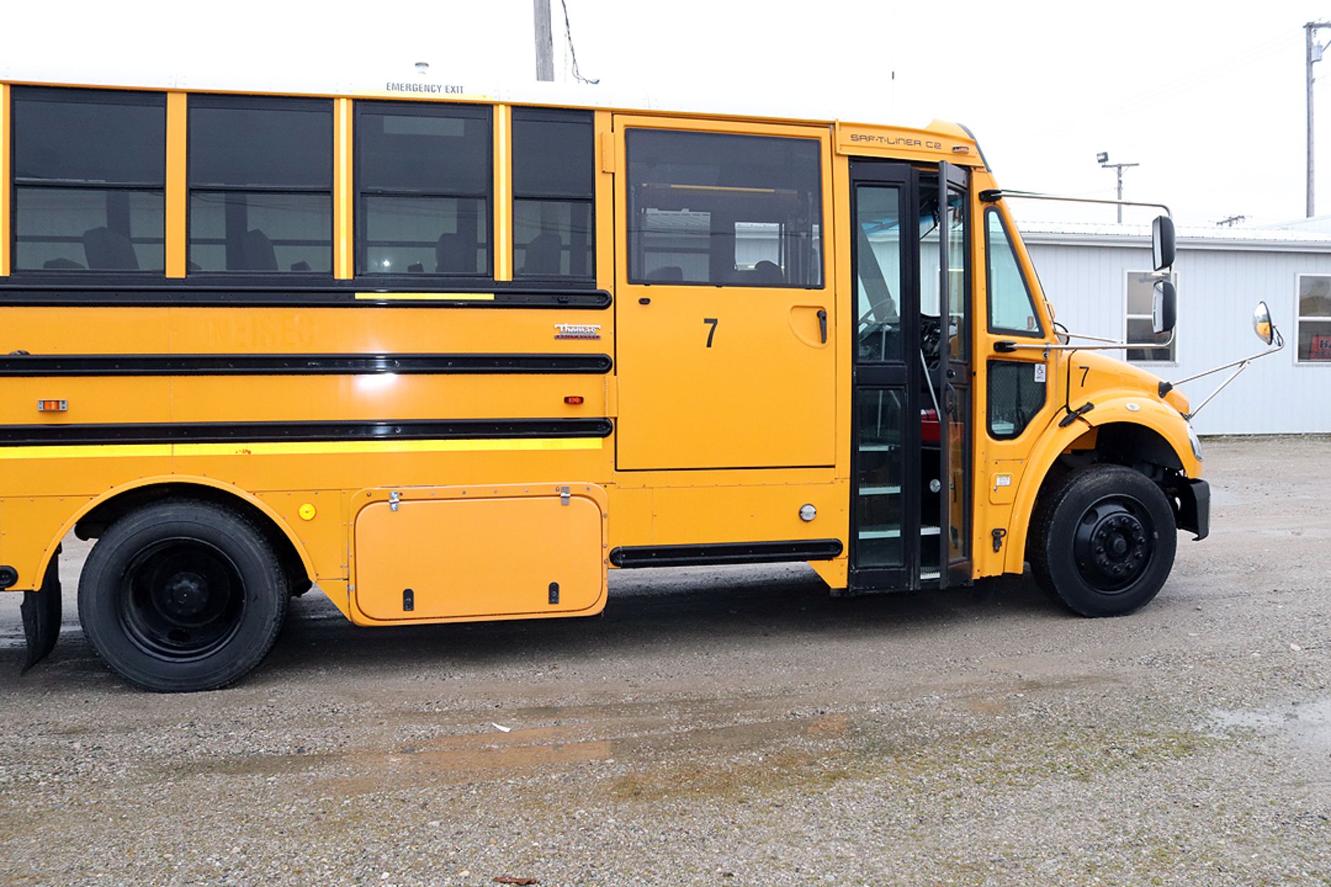 2011 Thomas C2 Saf-T-Liner School Bus on Freightliner Chassis with Braun Handicap Lift, 215,496 mile - Image 6 of 16