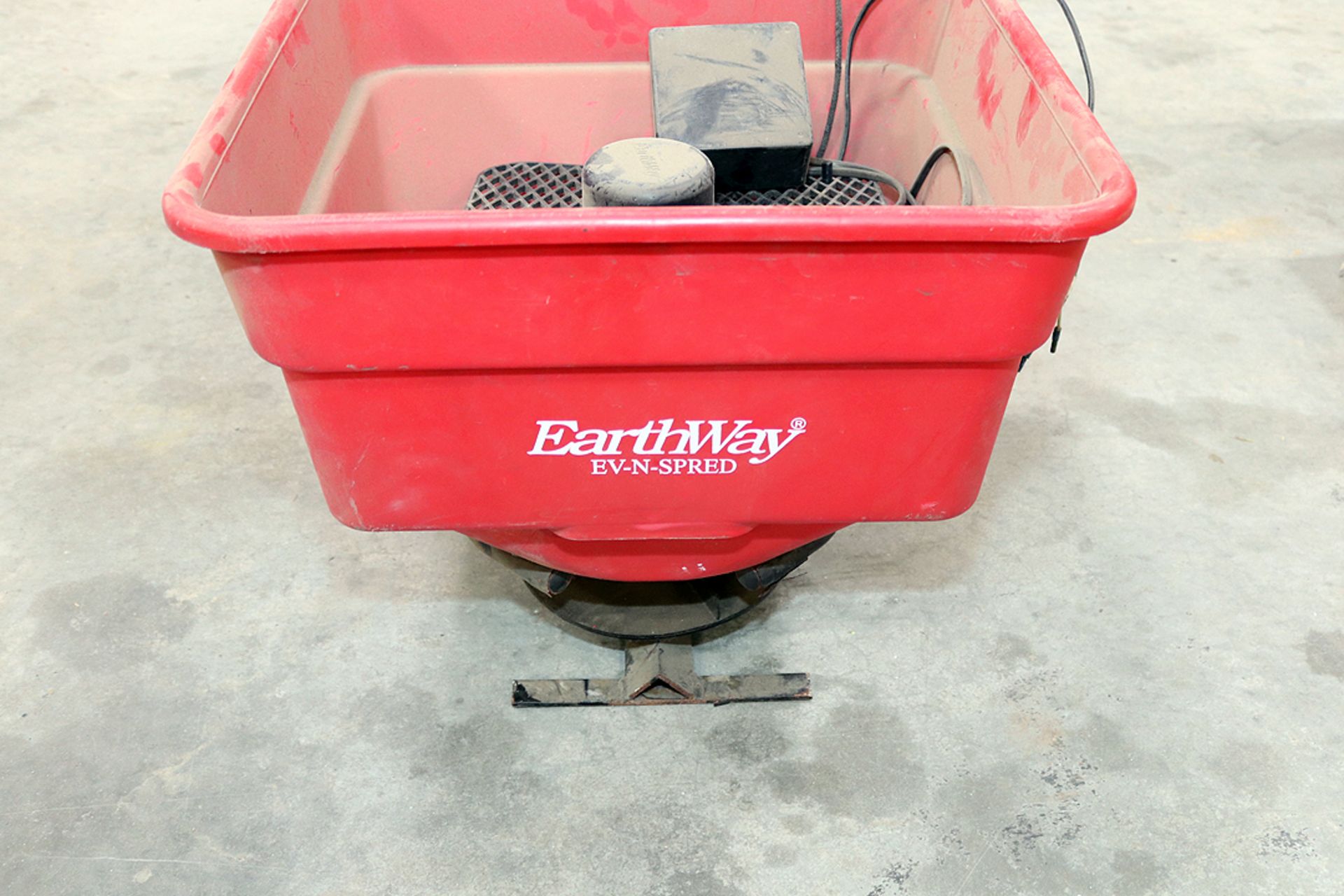 EarthWay Ev-N-Spred Spreader for ATV, Rescue Portable Power Pack and Soldering Gun - Image 3 of 7
