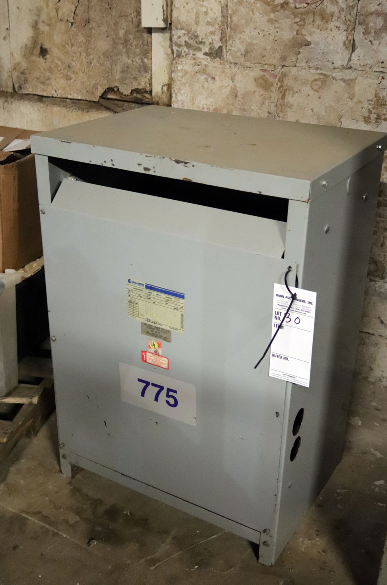 CHALLENGER 75KVA 3PH 460 TO 460266 TRANSFORMER - Image 2 of 3