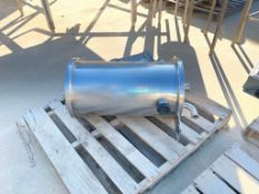 S/S Holding Tank - Rigging Fees: $50