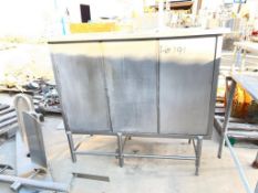 3-Compartment S/S Tank - Rigging Fees: $150