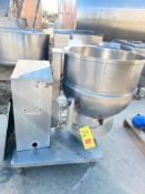 Groen 40 Gallon Jacketed S/S Kettle, Model: DEE/1-40, S/N: 1977 - Rigging Fees: $100