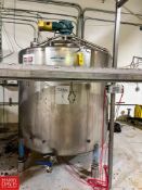 Mueller 1,000 Gallon Flat-Bottom, Dome-Top S/S Tank with Vertical Agitation - Rigging Fee: $1,500