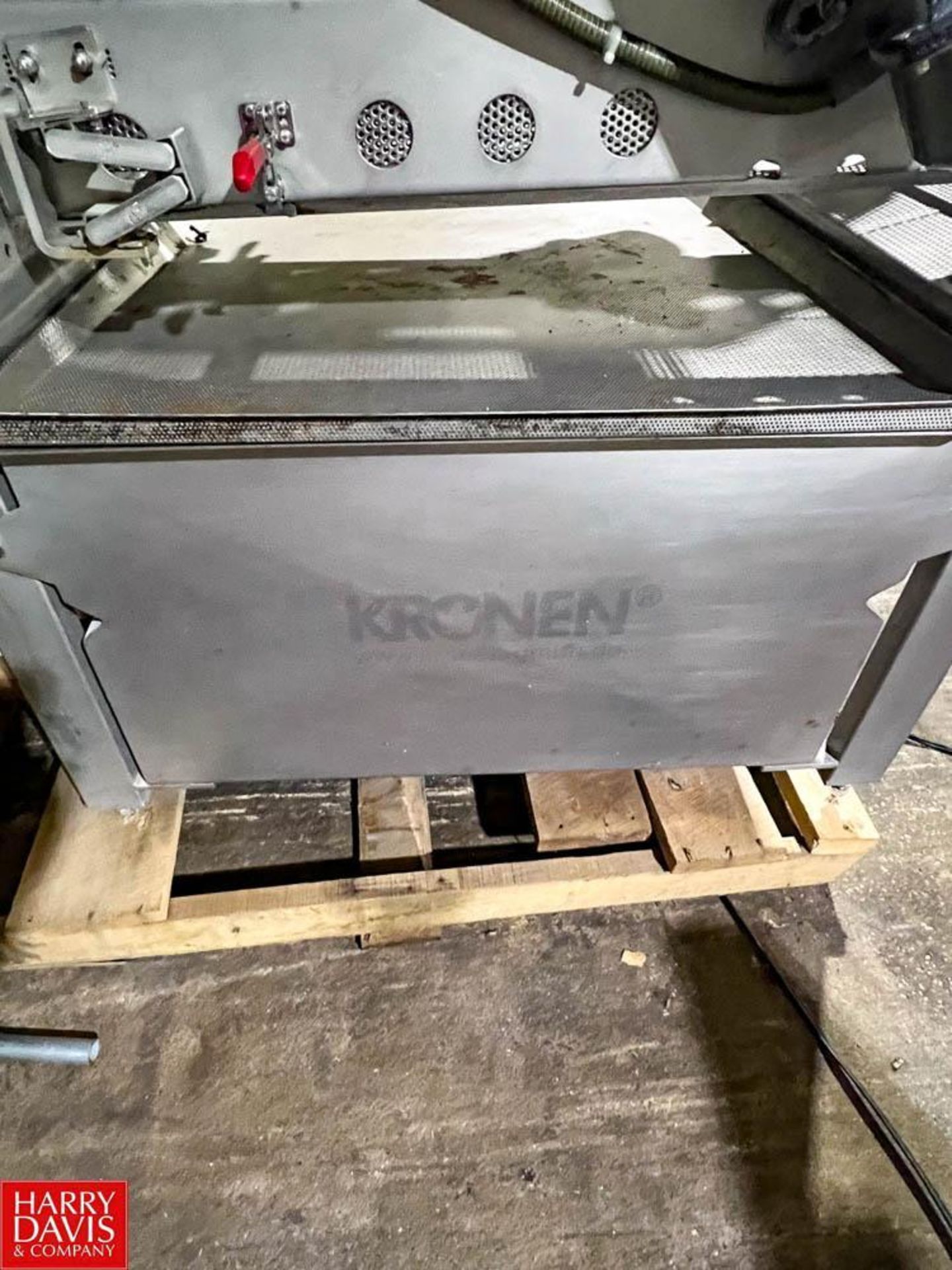 Kronan Vegetable Washer, Type: GEWA2600VECO - Rigging Fee: $400 - Image 3 of 4