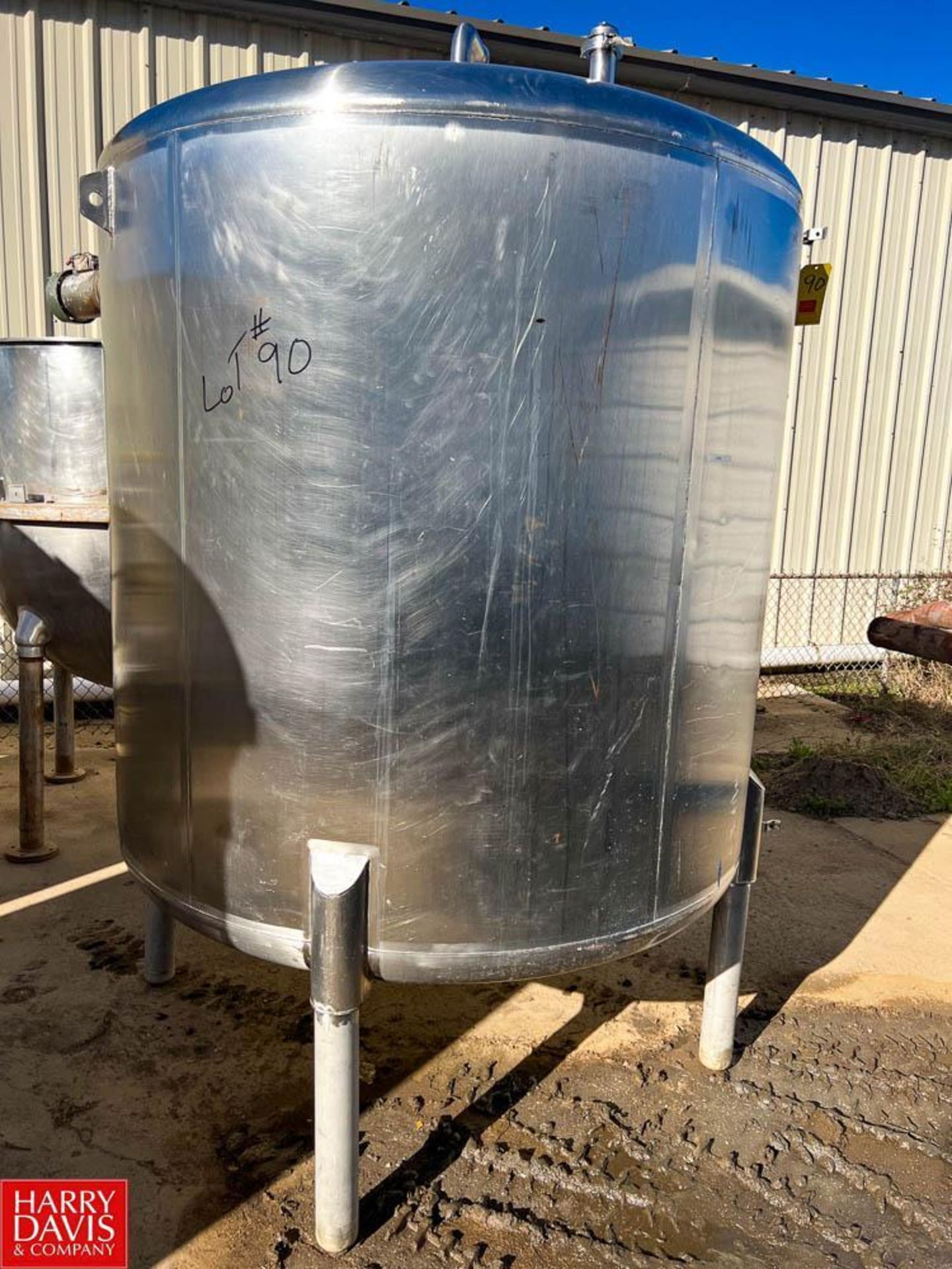 Approximately 1,000 Gallon Flat-Bottom, Dome-Top S/S Tank - Rigging Fee: $600