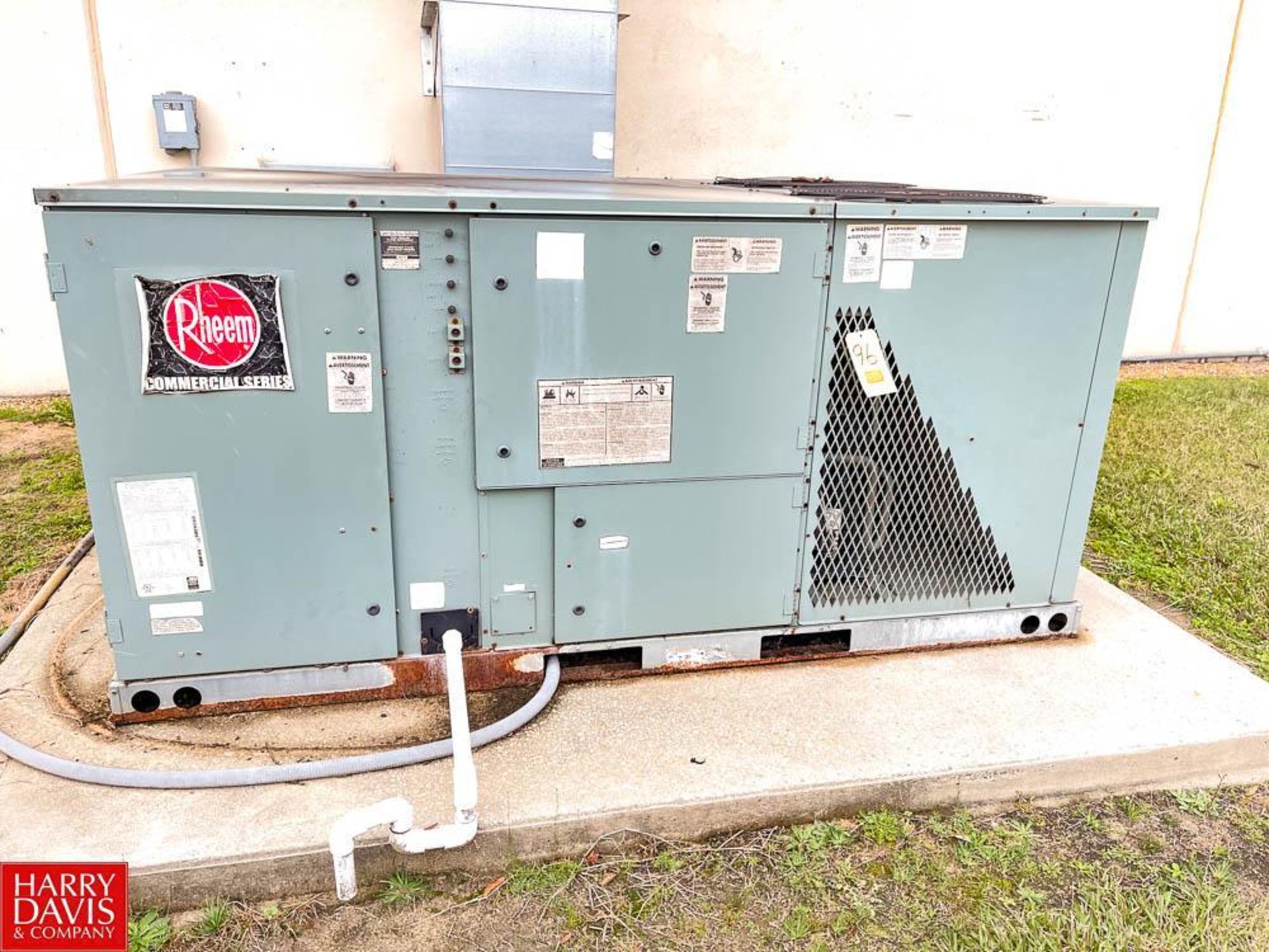 2010 Rheem HVAC Unit, Model: RLNL-B090CL-000, S/N: 7897F381007141 - Rigging Fee: $750