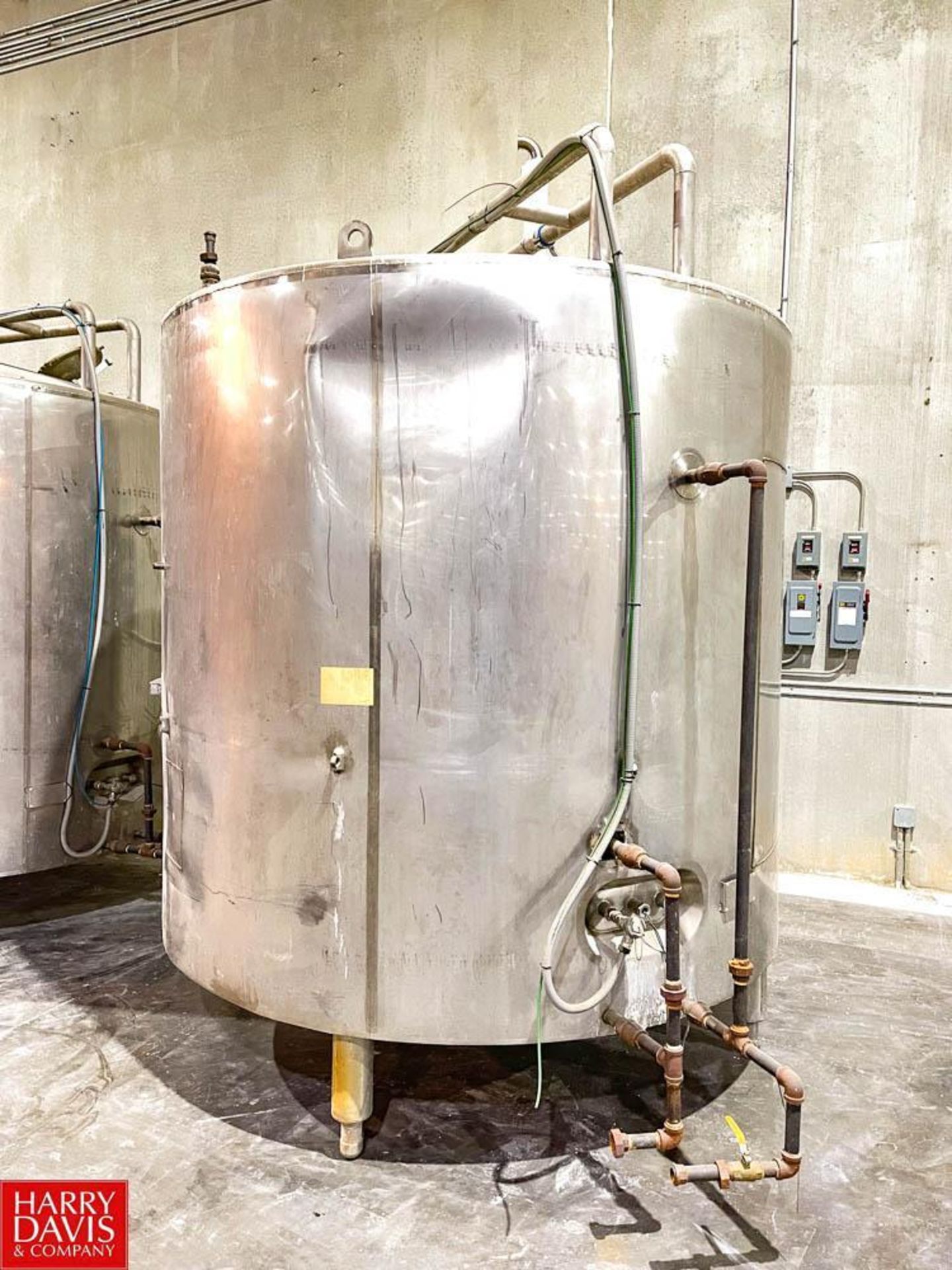 Blockwater 1,717 Gallon S/S Jacketed Vertical Tank - Rigging Fee: $1000