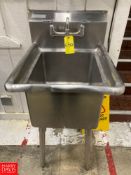 S/S Sink, Dimensions = 4' Height