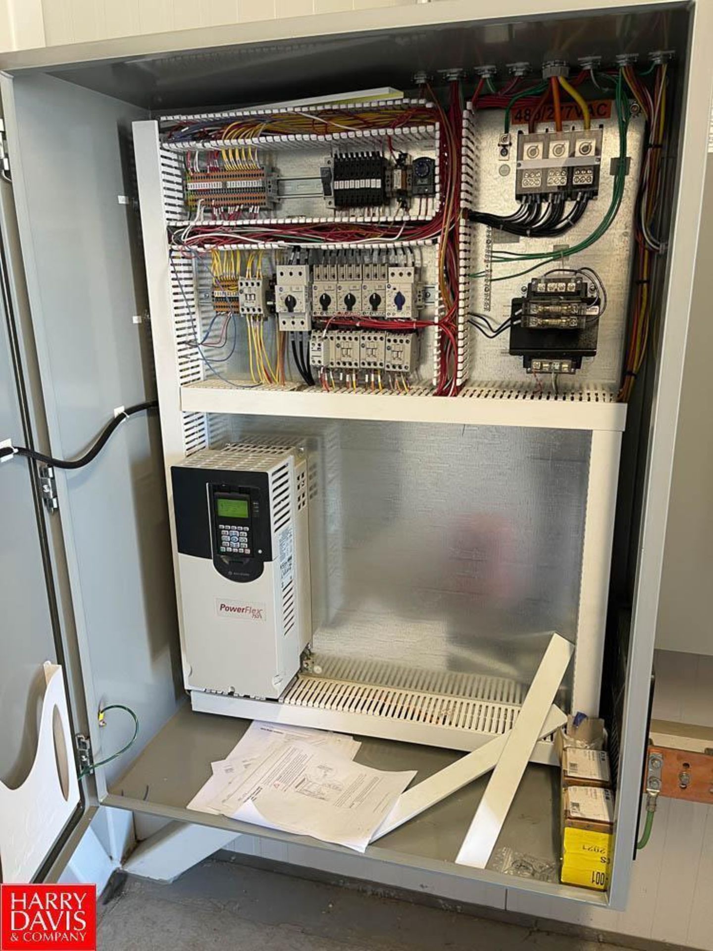 1-Door Control Panel for Evaporative Condenser with Allen Bradley PowerFlex 753 Variable Frequency D
