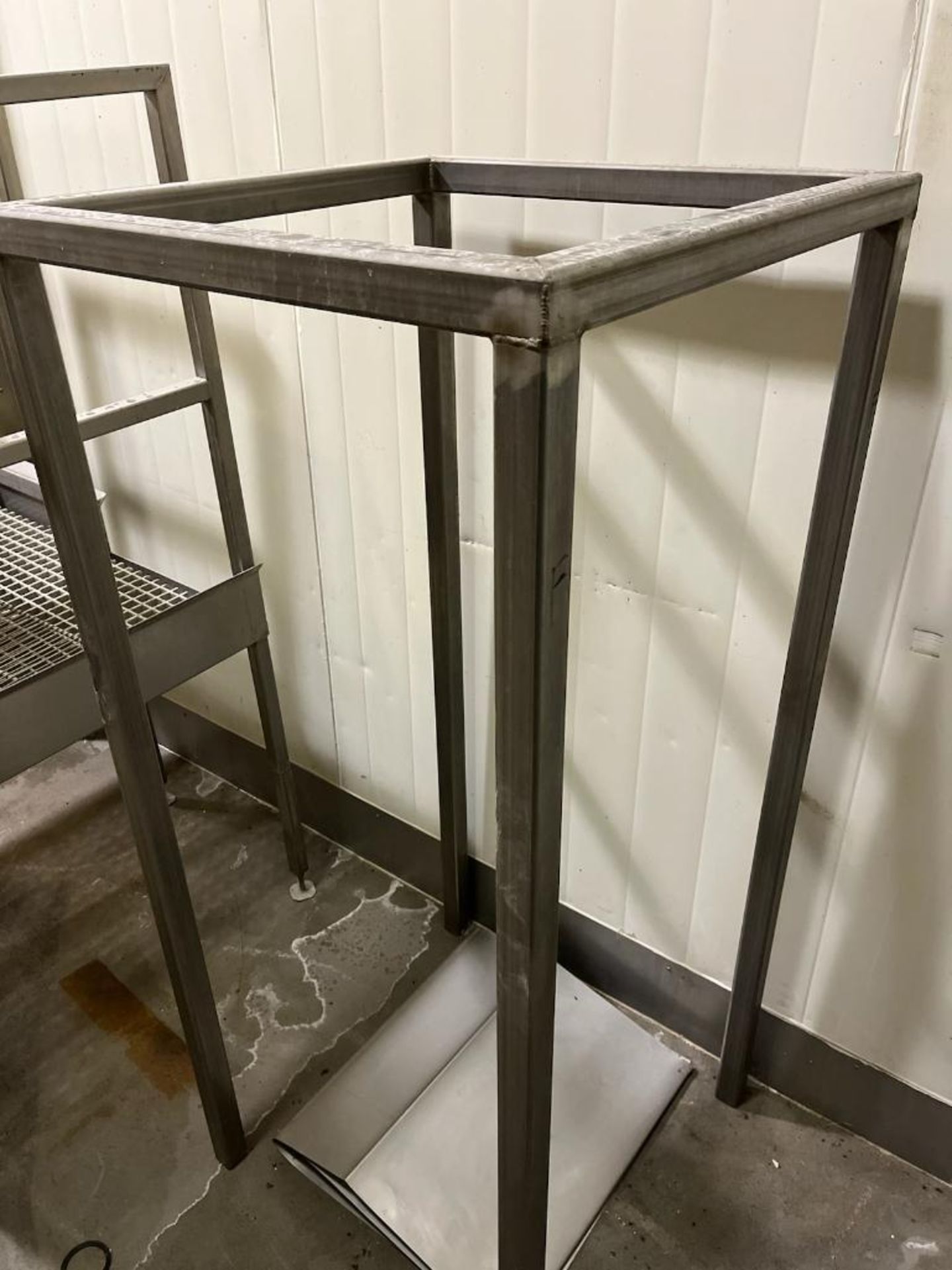 S/S Framed Platform with Handrail, Dimensions = 4' x 4' and S/S Frame, Dimensions= 2' x 2' x 5' - Image 2 of 2