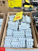 (50) Siemens Fuse Holders