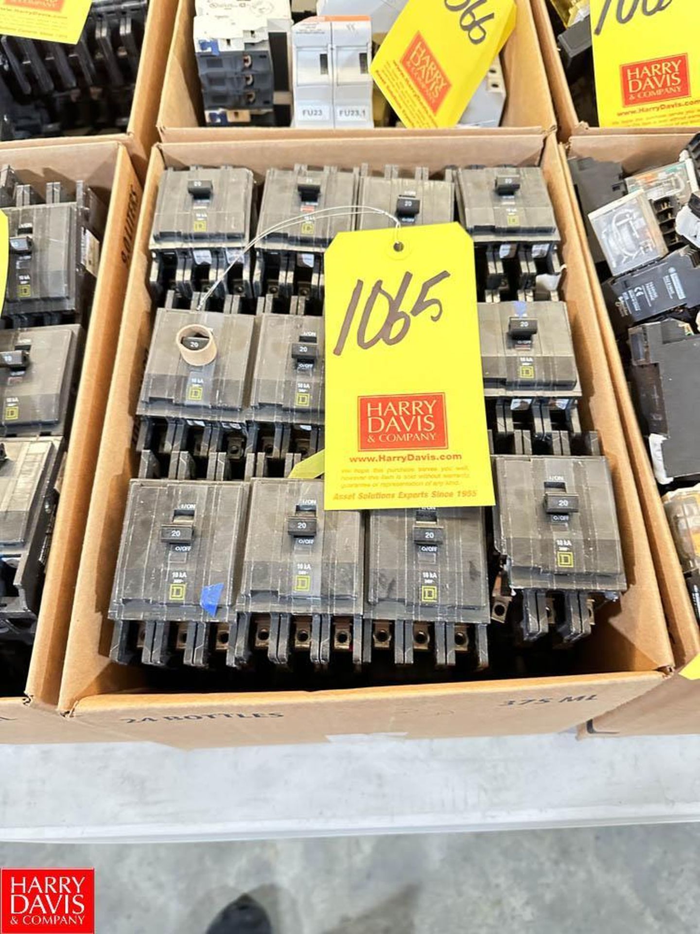 (32) Square D 20 AMP Circuit Breakers