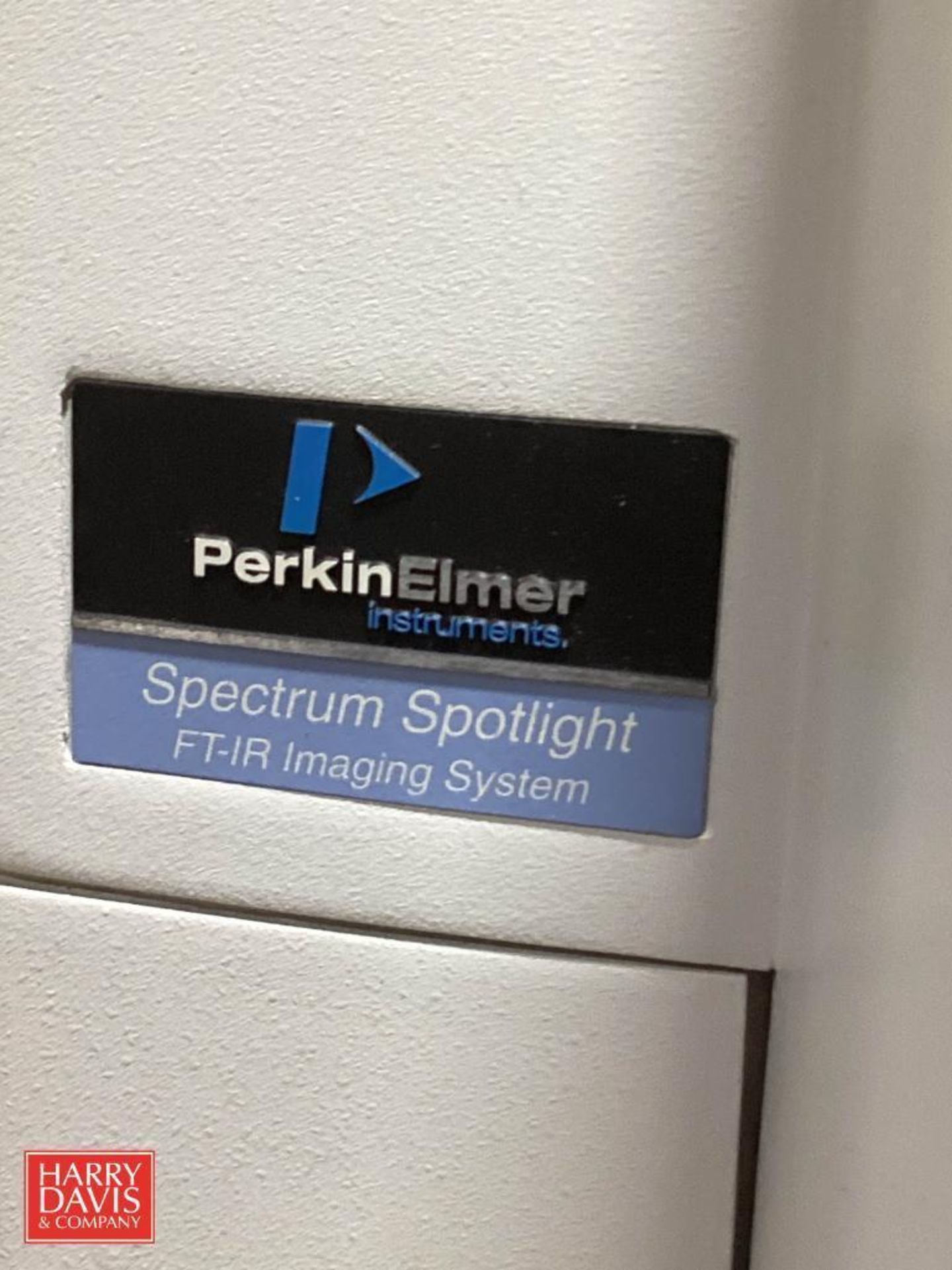 PerkinElmer Spectrum Spotlight FT-IR Imaging System - Image 3 of 3
