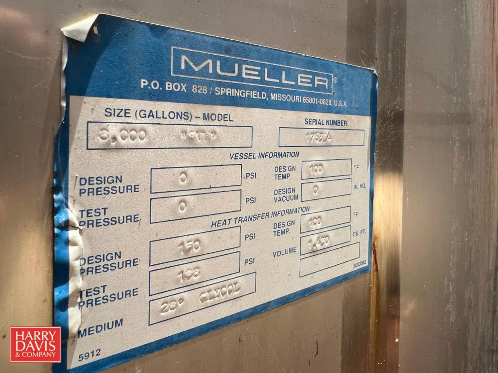 Mueller 8,000 Jacketed S/S Silo, S/N: 176394 with Vertical Agitation, S/S Tank Valve, Sensor - Image 4 of 4