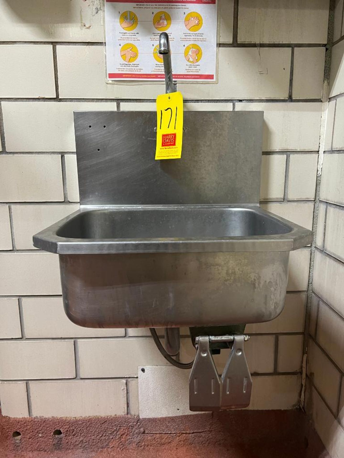 S/S Hand Sink with Knee Controls - Rigging Fee: $100