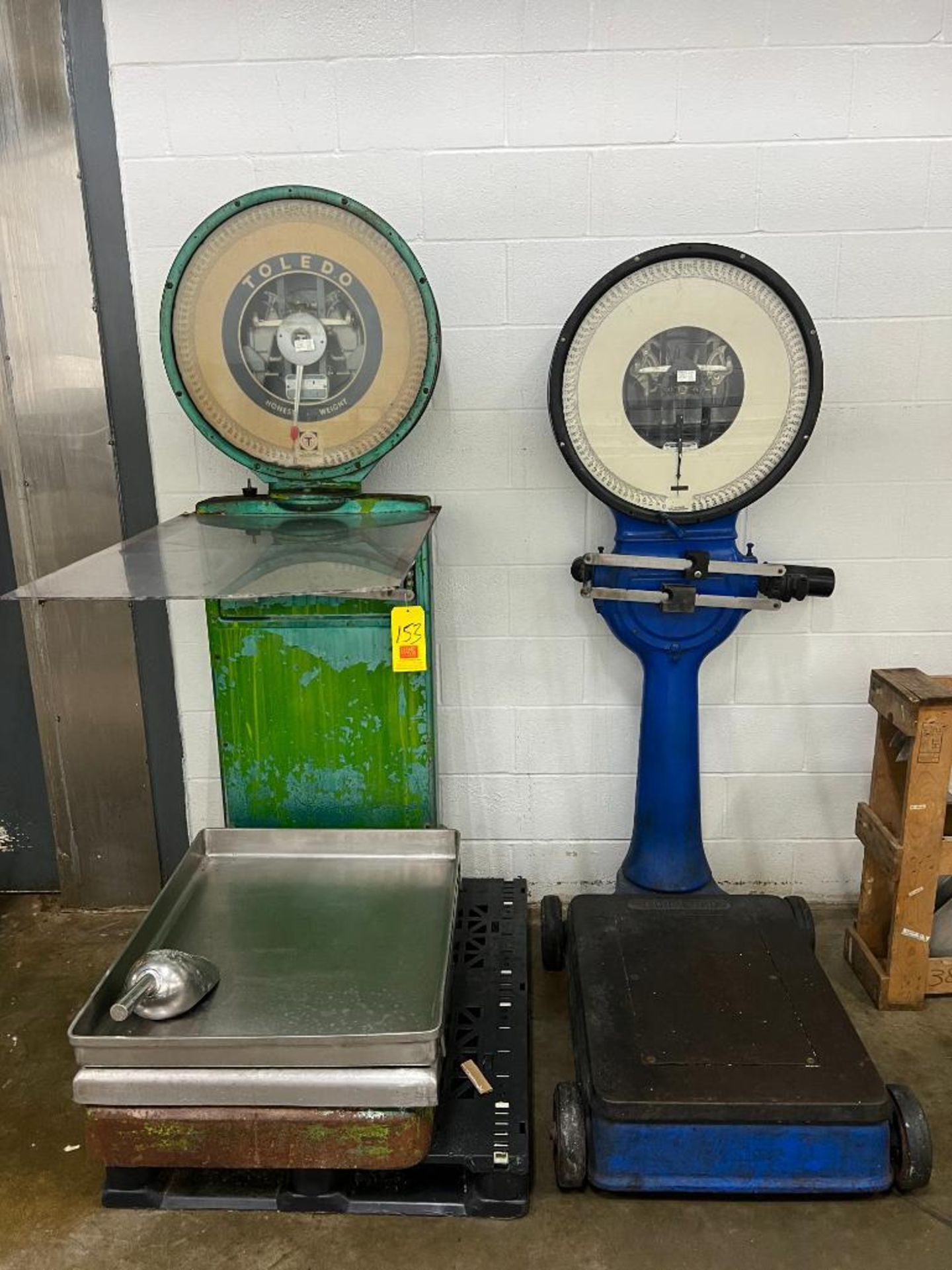 (2) Toledo 500 LB Capacity Floor Scales - Rigging Fee: $150