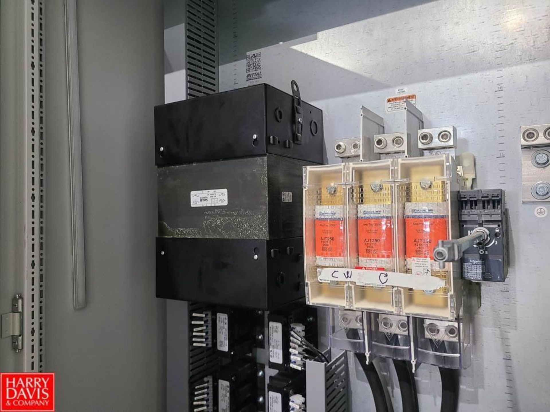 2021 Allen-Bradley PLC Main Control Panel with (11) Variable-Frequency Drives, Brakers, Transformers - Image 10 of 11