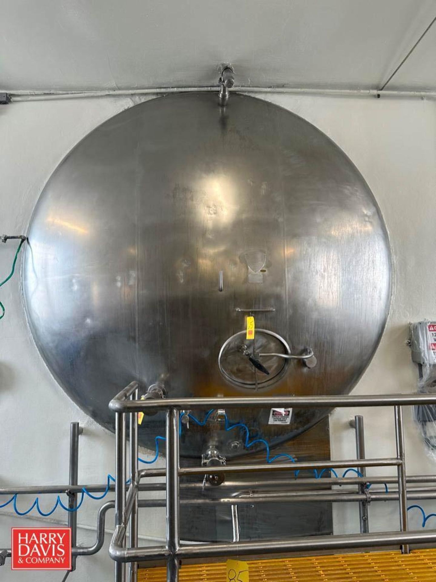 APV Crepaco 6,000 Gallon S/S Jacketed Horizontal Tank, S/N: 3355 with Dual Vertical Agitation, Dual - Image 3 of 4