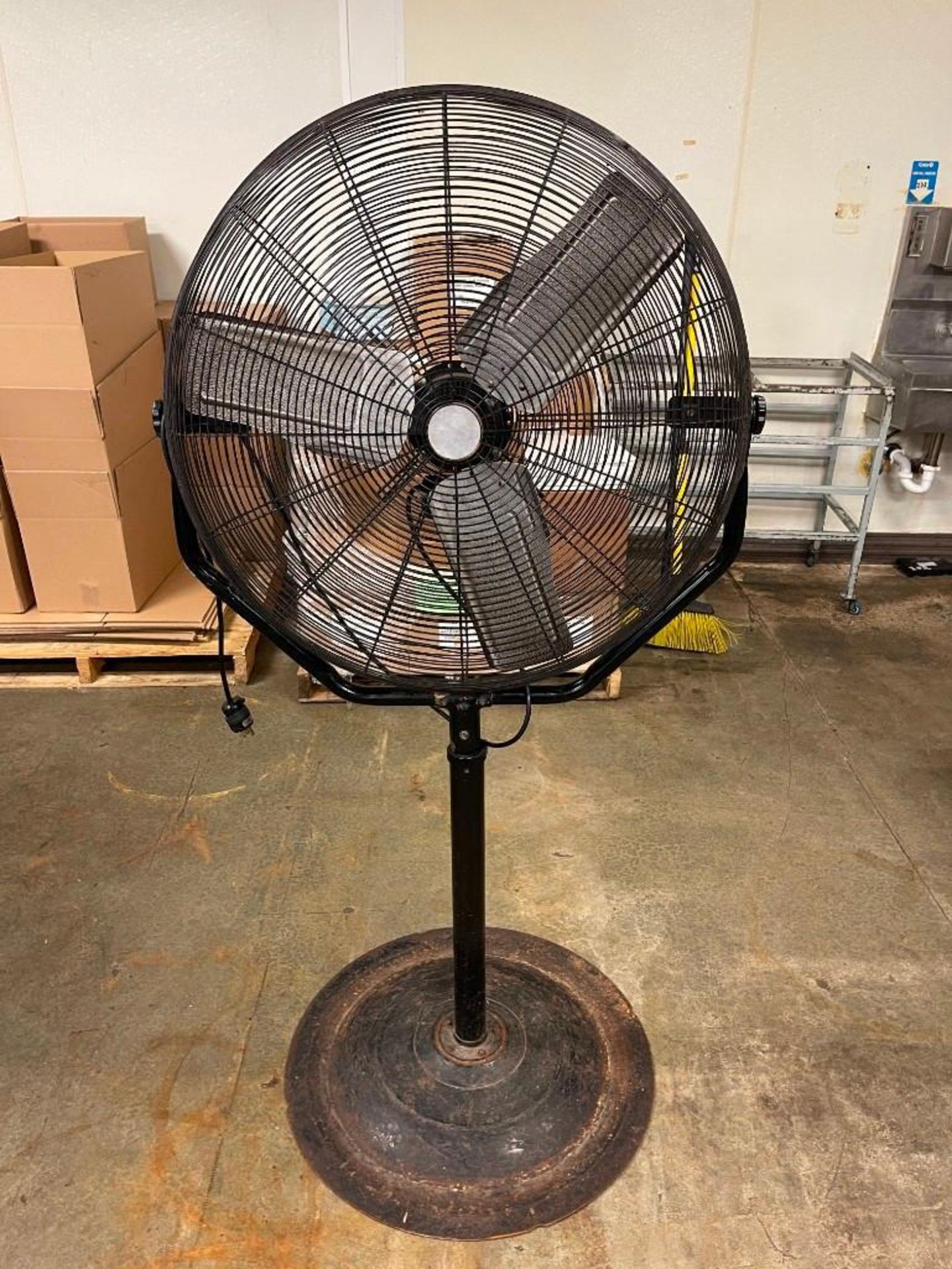 30" Pedestal Fans - Rigging Fee: $100 - Image 2 of 2