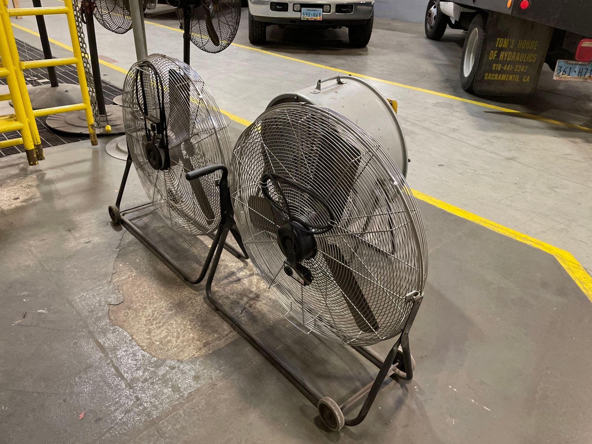 Lot of 3: Shop Floor Fans - Image 4 of 4