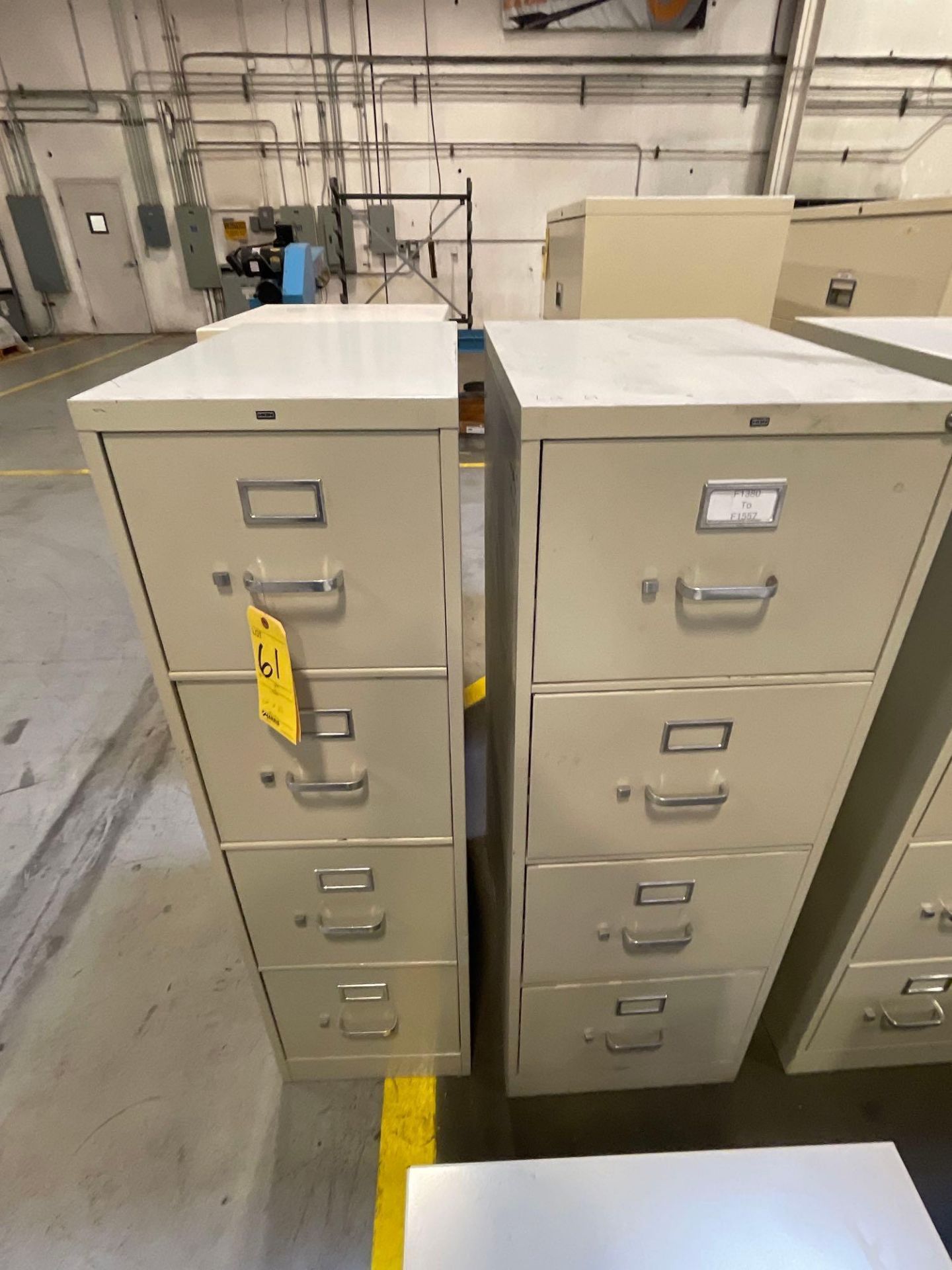 Lot of 5 Hon 4 Drawer File Cabinets: 25" X 15" X 52" - Image 3 of 5