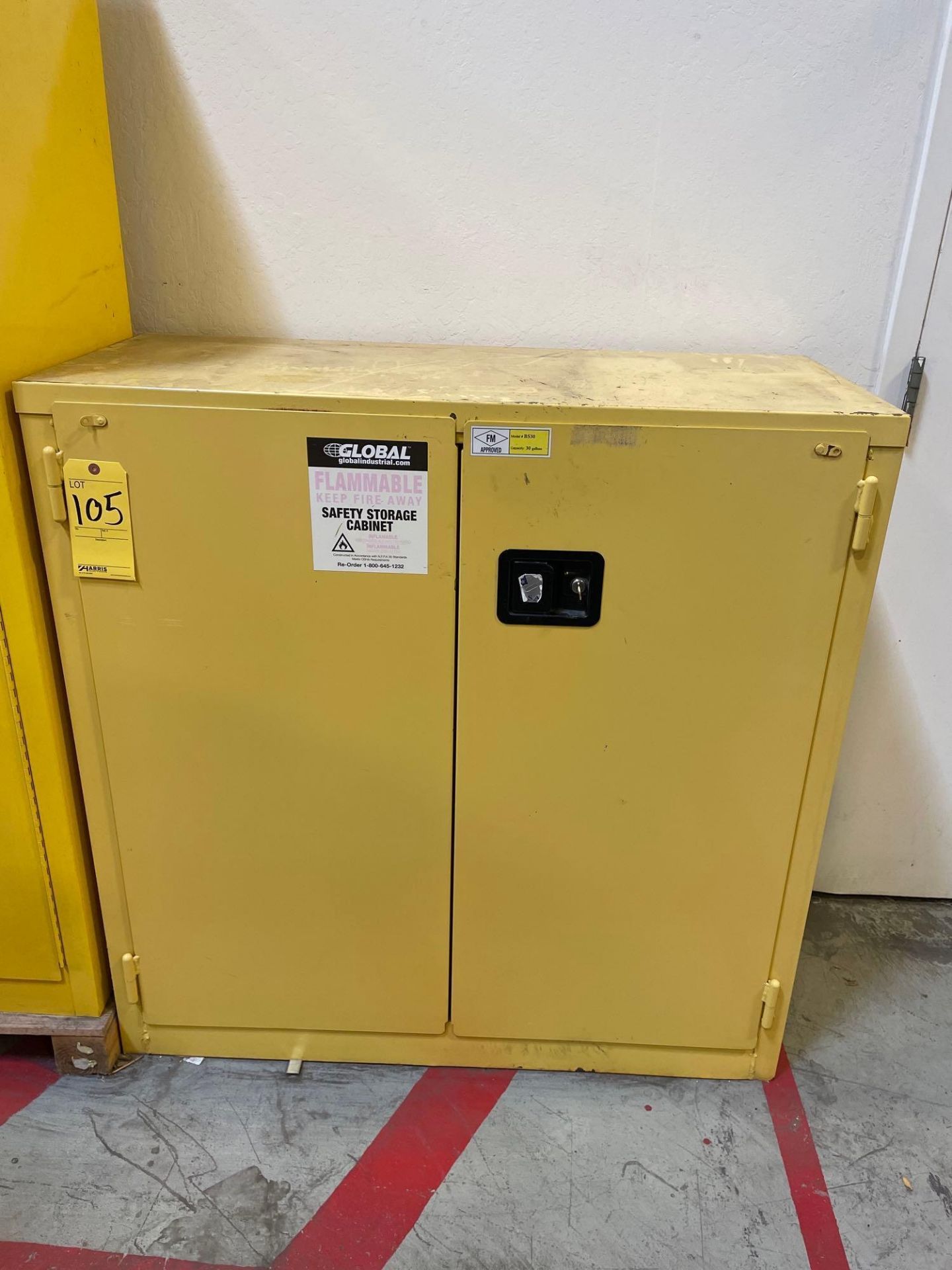 Lot of 2: Flammable Cabinets, (1) Uline, 23" X 18" X 65", (1) Global Industrial, 43" X 18 1/2" X 44" - Image 4 of 6