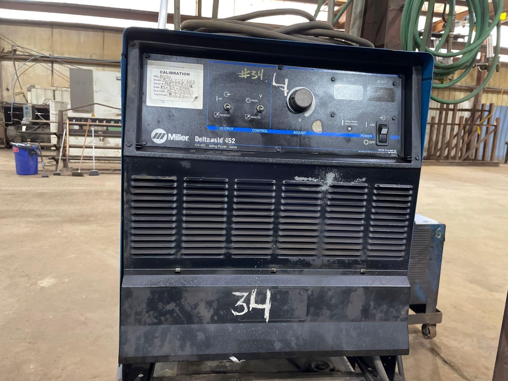 Miller Deltaweld 452 CV/DC Welding Power Source