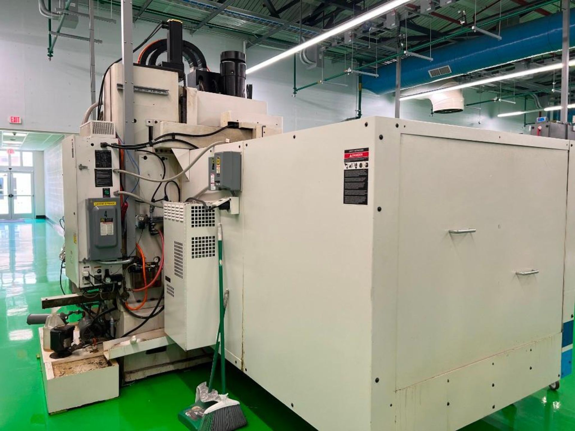 2005 Fadal VMC 8030 HT CNC Vertical Machining Center - Image 15 of 20