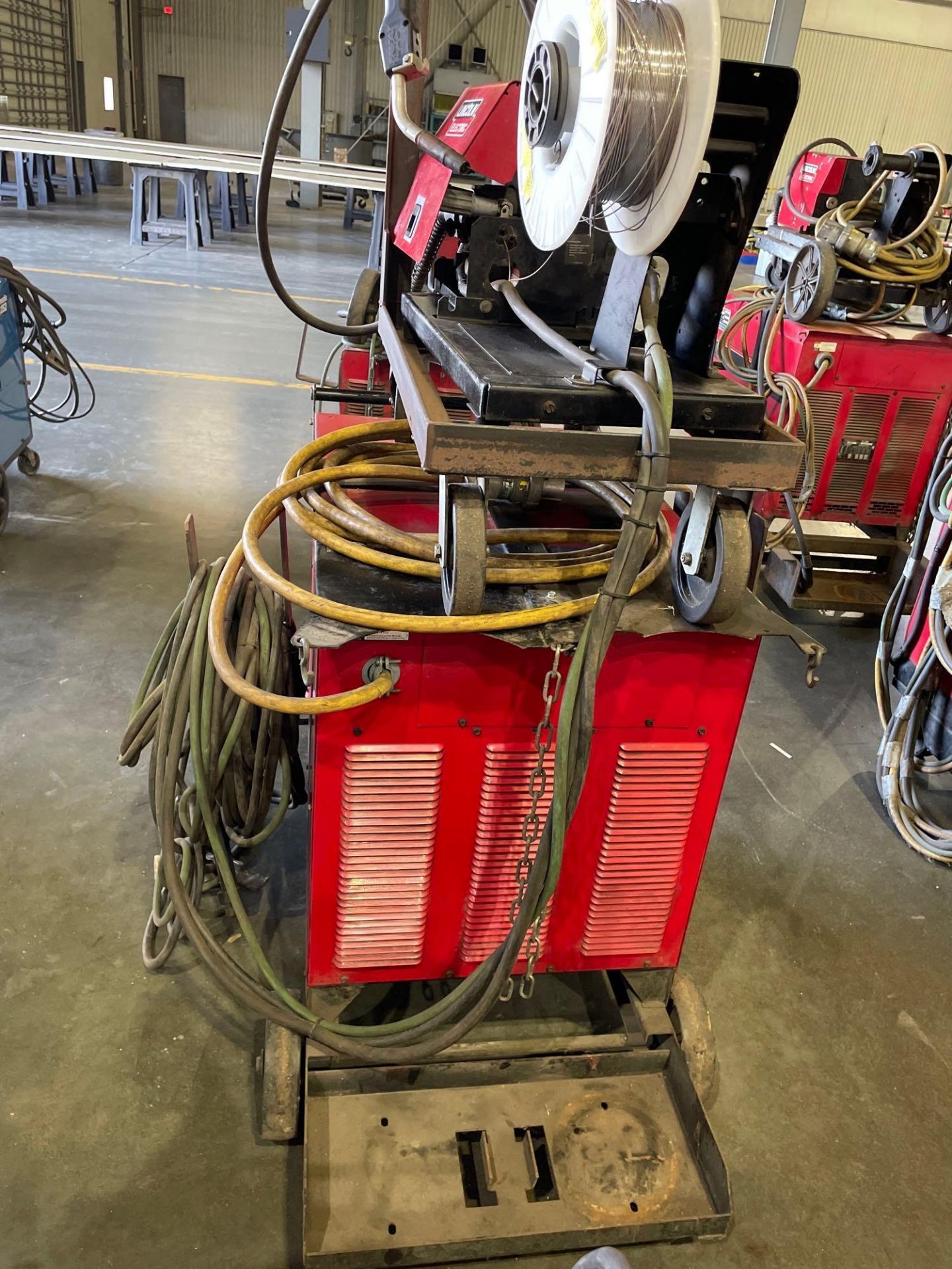 Lincoln Electric CV-400 Welder Power Source Lincoln Electric LF-74 Wire Feeder, on cart - Image 8 of 9