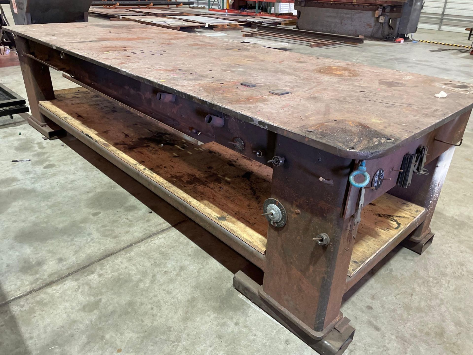 Heavy Duty Metal Table - Image 5 of 5