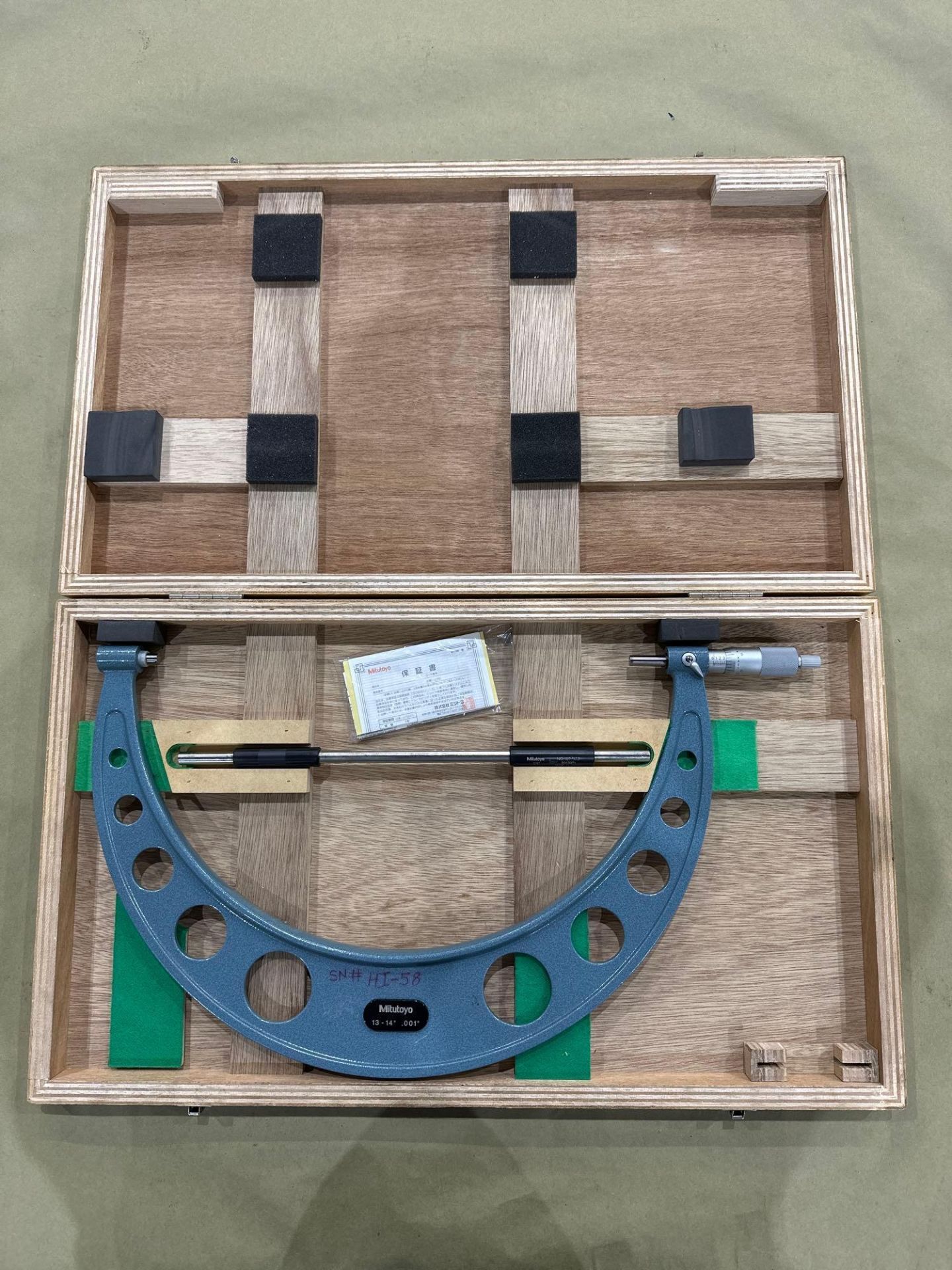 Mitutoyo Mechanical O.D Micrometer No. 103-190, 13–14” Range, .001” Graduation, in wood case. - Image 3 of 6