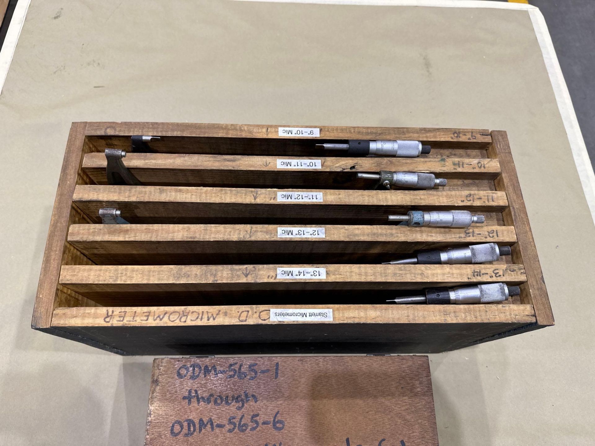 Lot of 2 Boxes of Micrometers, Assorted Mitutoyo and Starrett. See Detail, See Photo - Image 4 of 9
