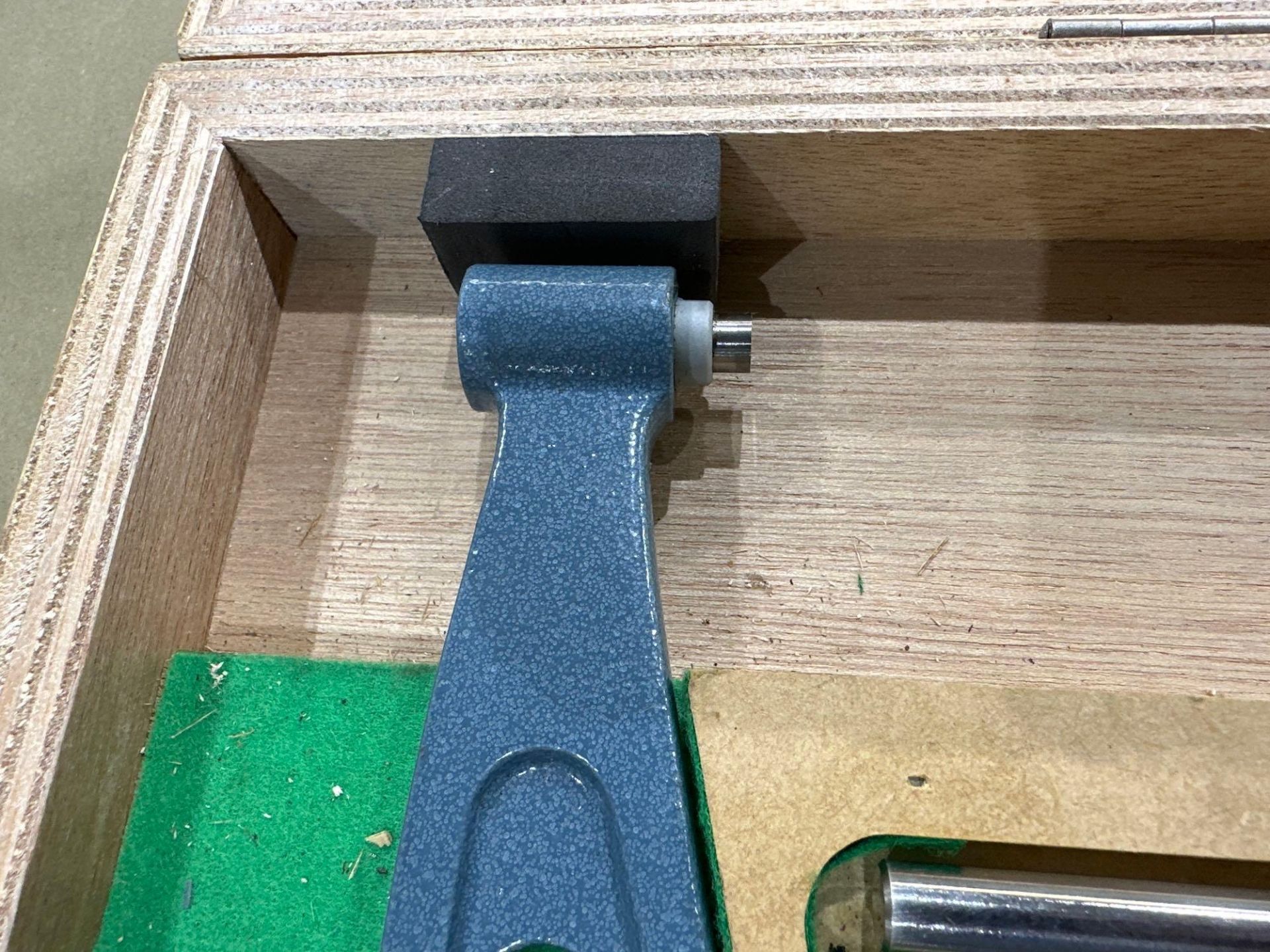 Mitutoyo Mechanical OD Micrometer No. 103-196, 19–20” Range, .001” Graduation, in wood case - Image 5 of 8