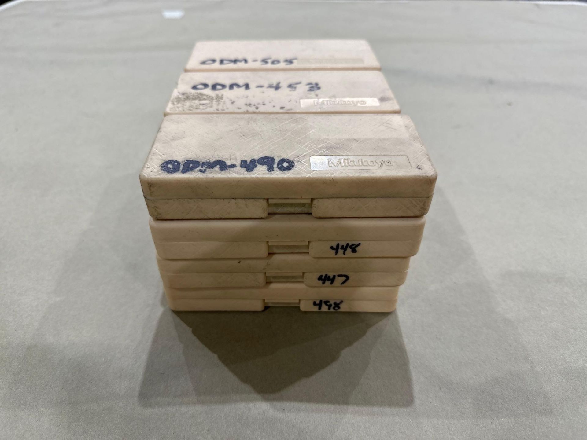 Lot of 12: Mitutoyo Mechanical OD Micrometer M225-1”, 0-1” Range, .0001” Graduation in plastic boxes - Image 3 of 7