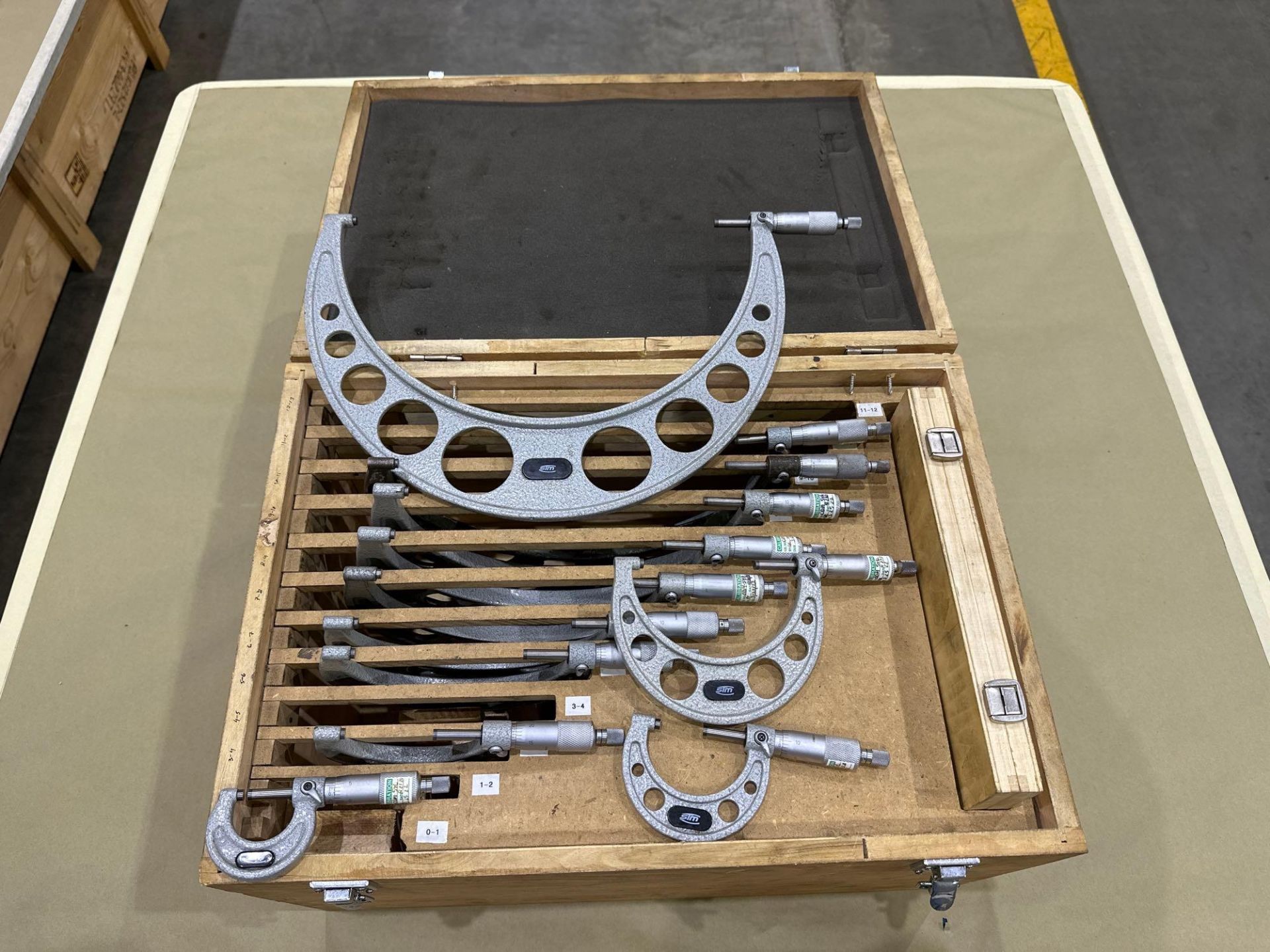 STM Mechanical OD Micrometer Set,  0–12” Range, 0.0001”  in wood box. See Photo. - Image 5 of 6