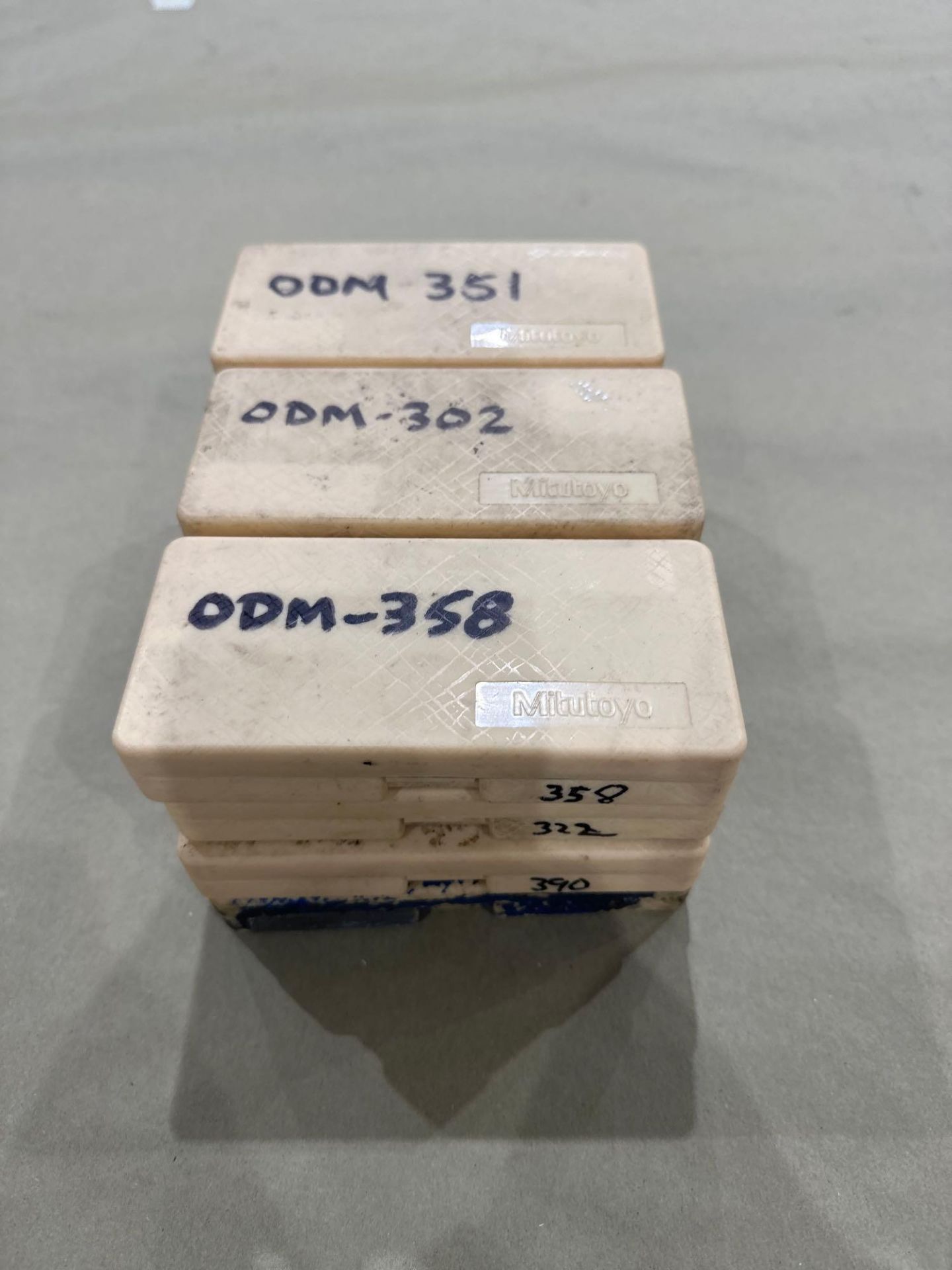 Lot of 12: Mitutoyo Mechanical OD Micrometer M110-1”, 0-1” Range, .001” Graduation, in plastic boxes - Image 2 of 6