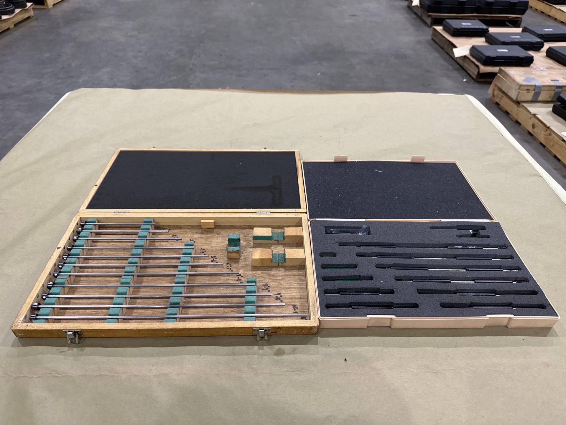 Lot of 2: Mitutoyo Instruments: (1) Micrometer Calibration Standard Set, (1) Depth Gauge Extension - Image 5 of 5