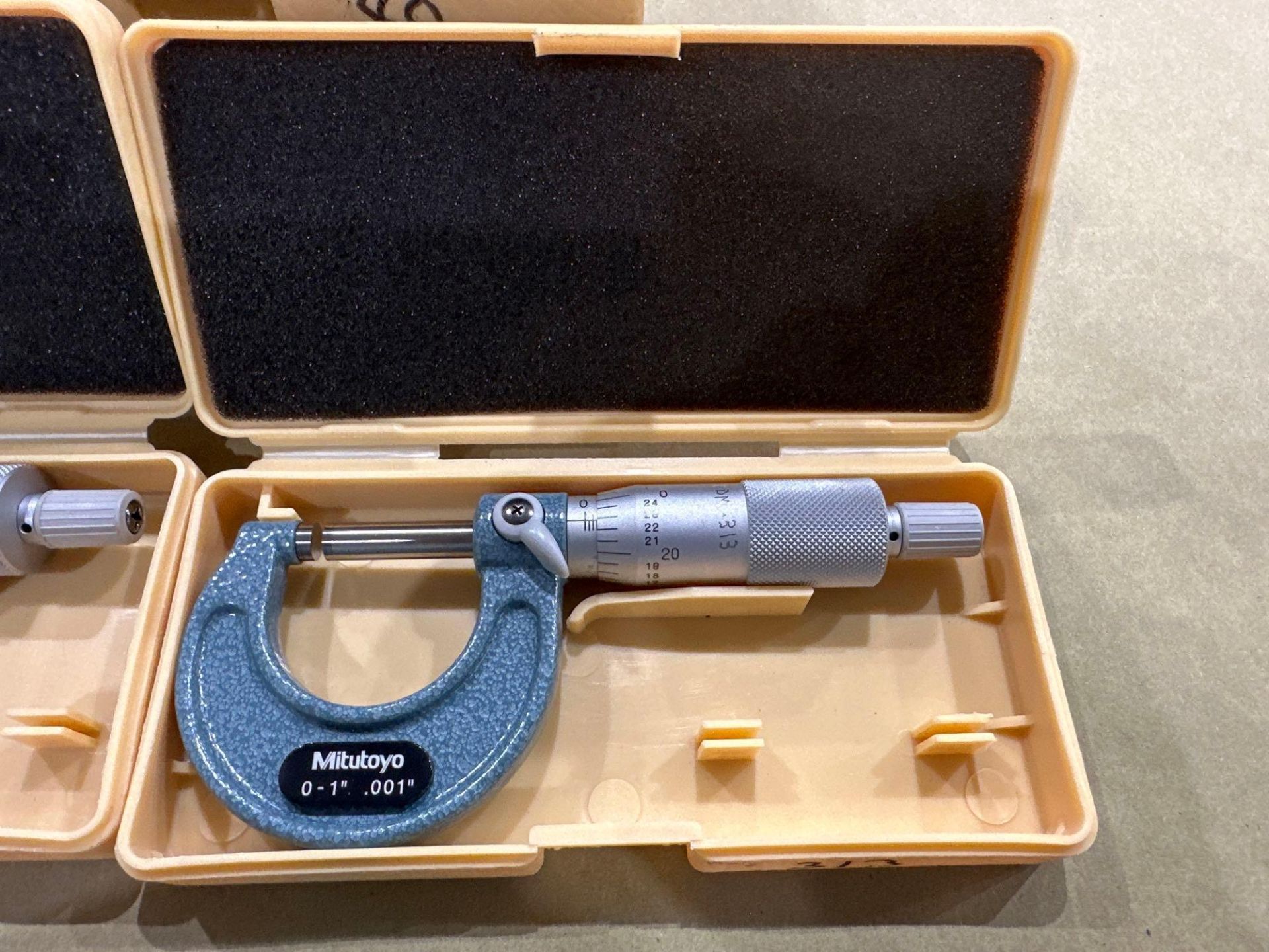 Lot of 12: Mitutoyo Mechanical OD Micrometer M110-1”, 0-1” Range, .001” Graduation, in plastic boxes - Image 5 of 6