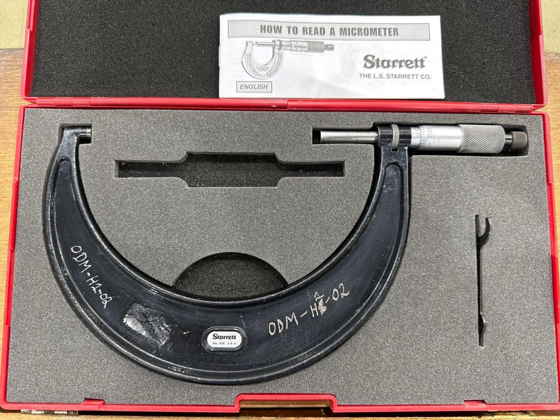 Lot of 2 OD Micrometers: (1) Mitutoyo OD Micrometer 6–7” Range, (1) Starrett No.436 5-6" Range - Image 6 of 9