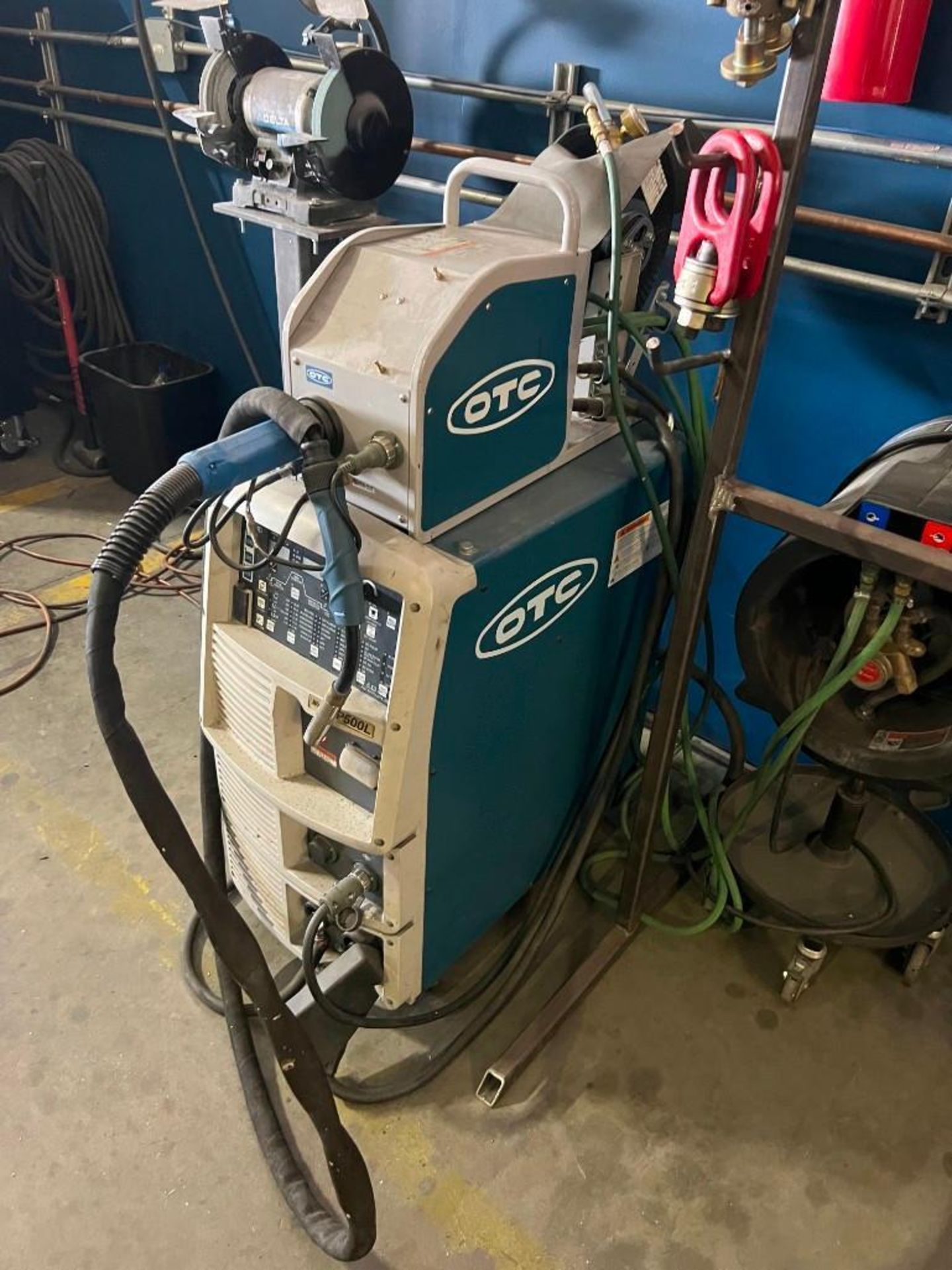 OTC P500 Welder with Wire Feed - Image 4 of 15