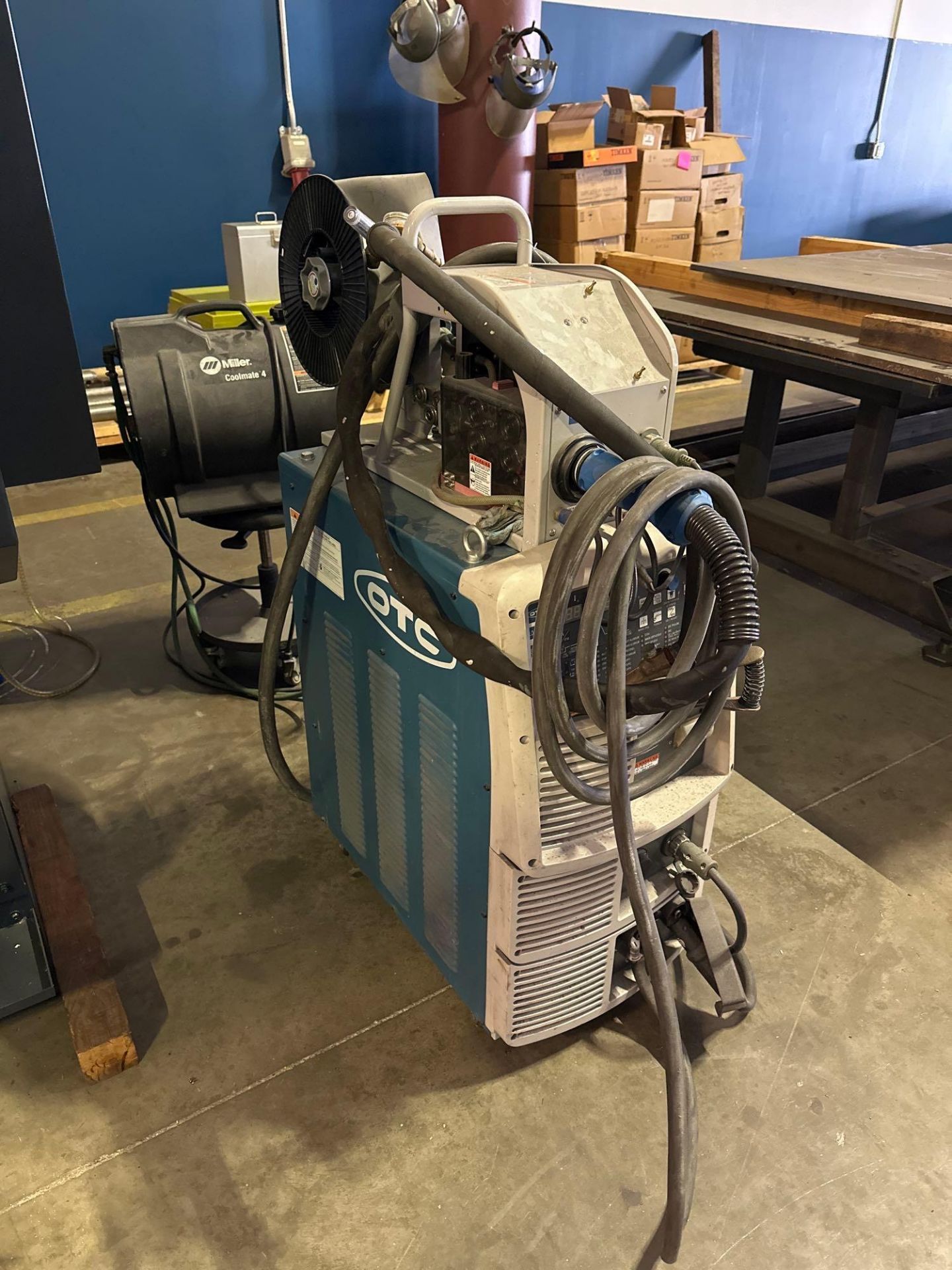 OTC P500 Welder with Wire Feed - Image 11 of 15